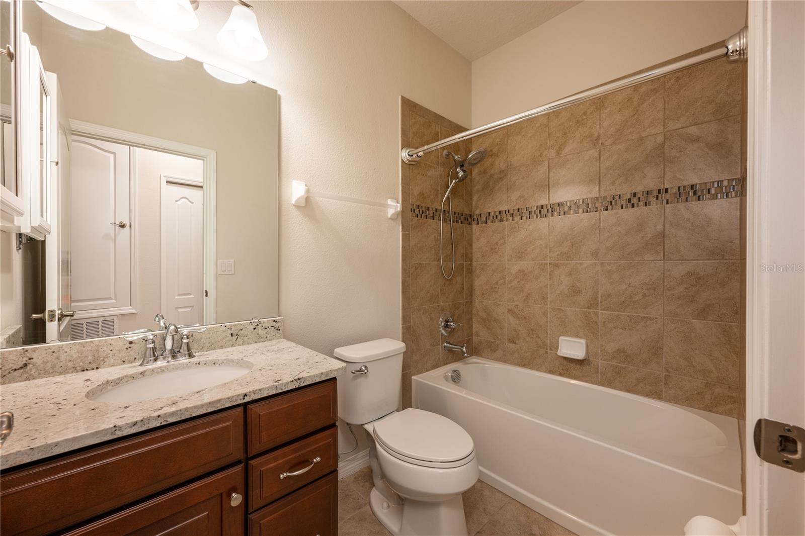 121 WHIRLAWAY DR