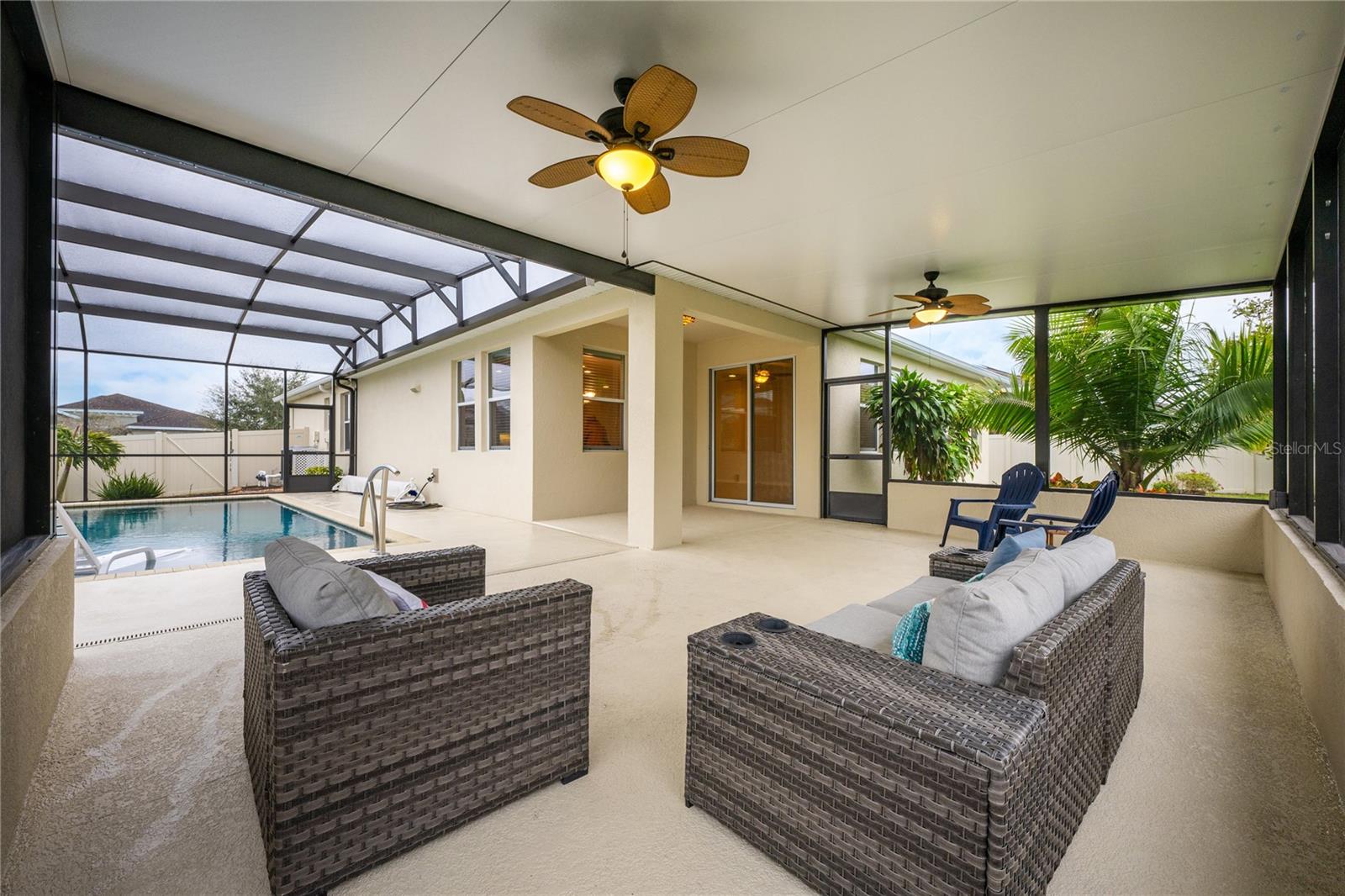 121 WHIRLAWAY DR