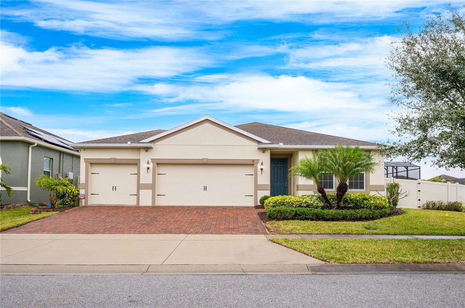 121 WHIRLAWAY DR