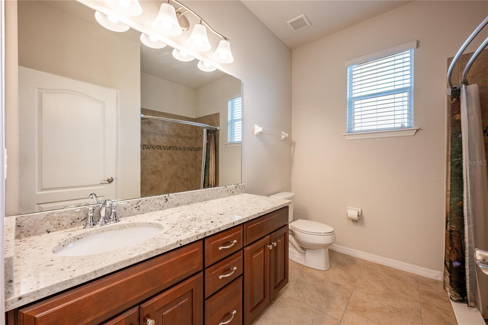 121 WHIRLAWAY DR