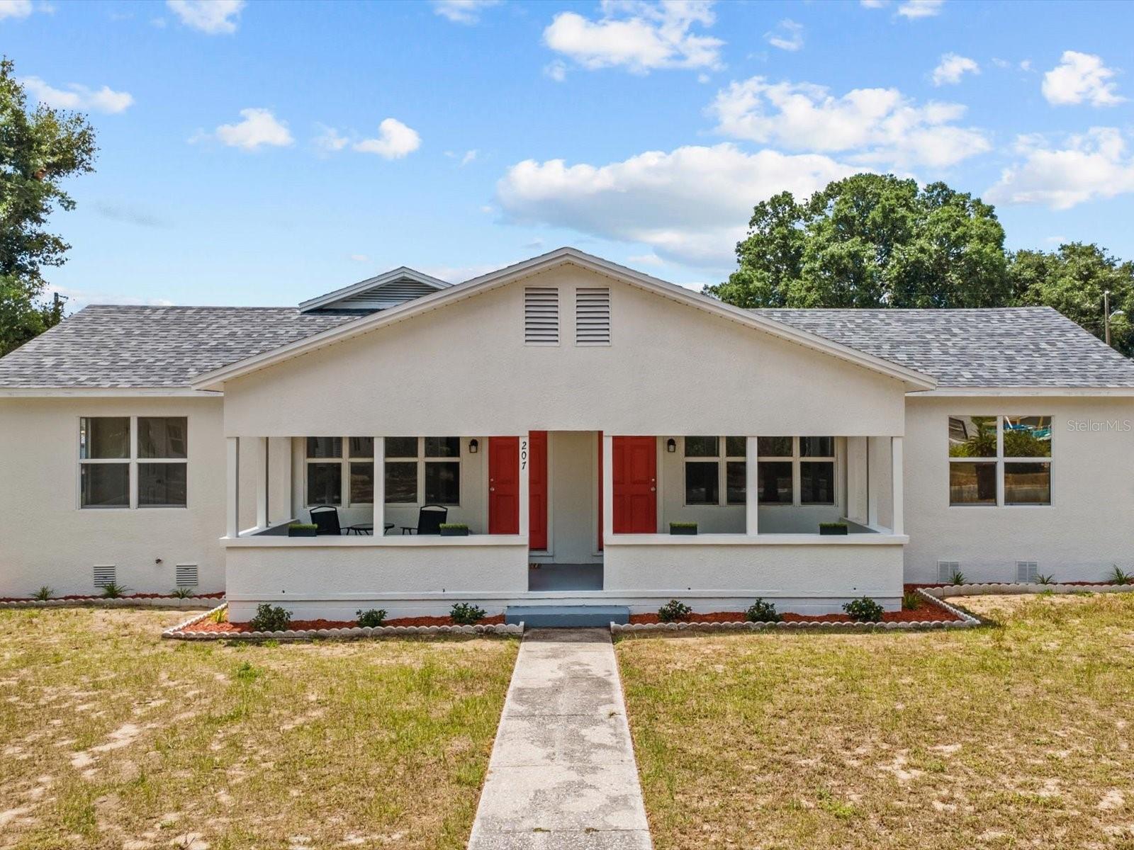 207 E PALMETTO ST