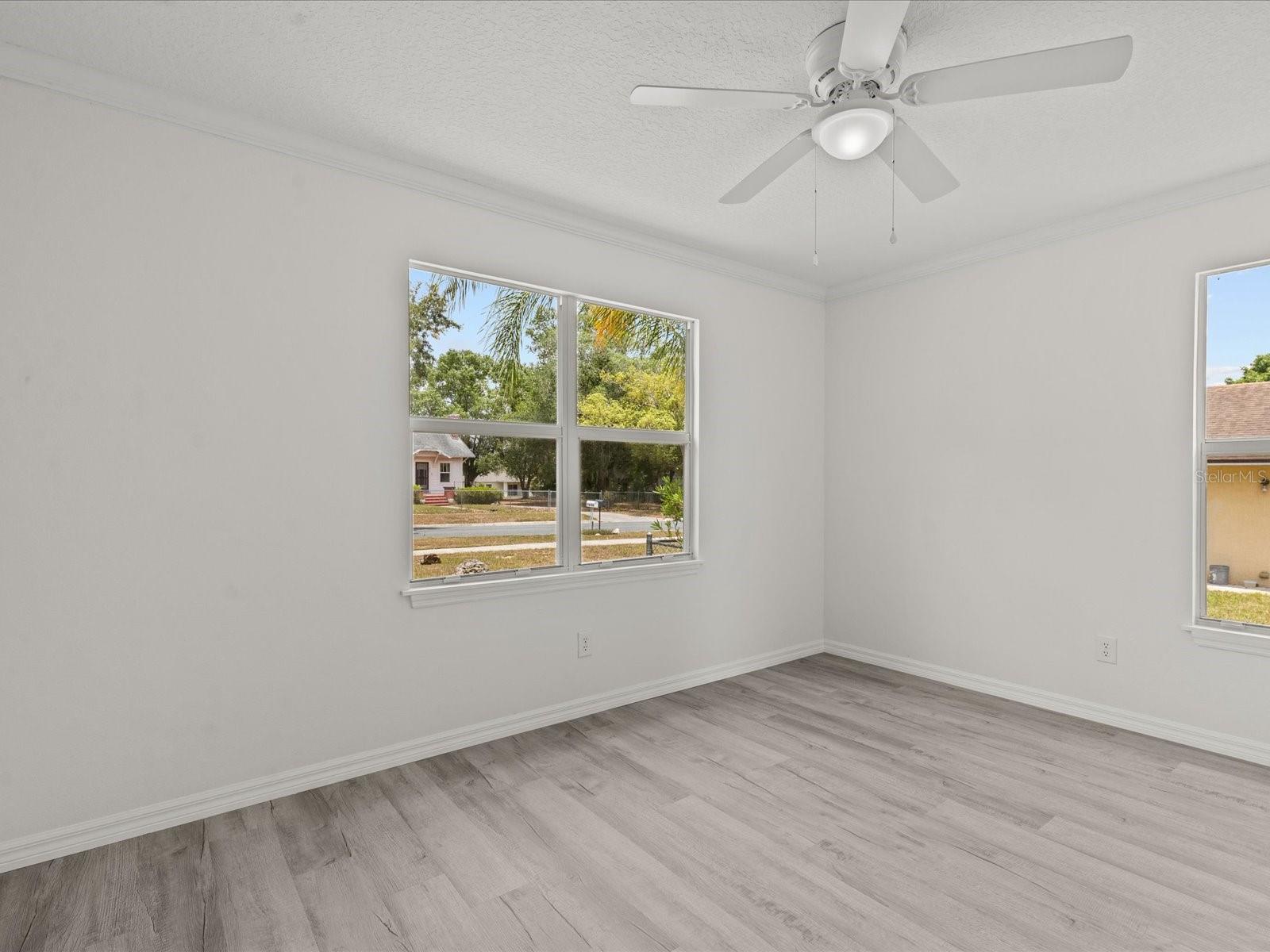 207 E PALMETTO ST