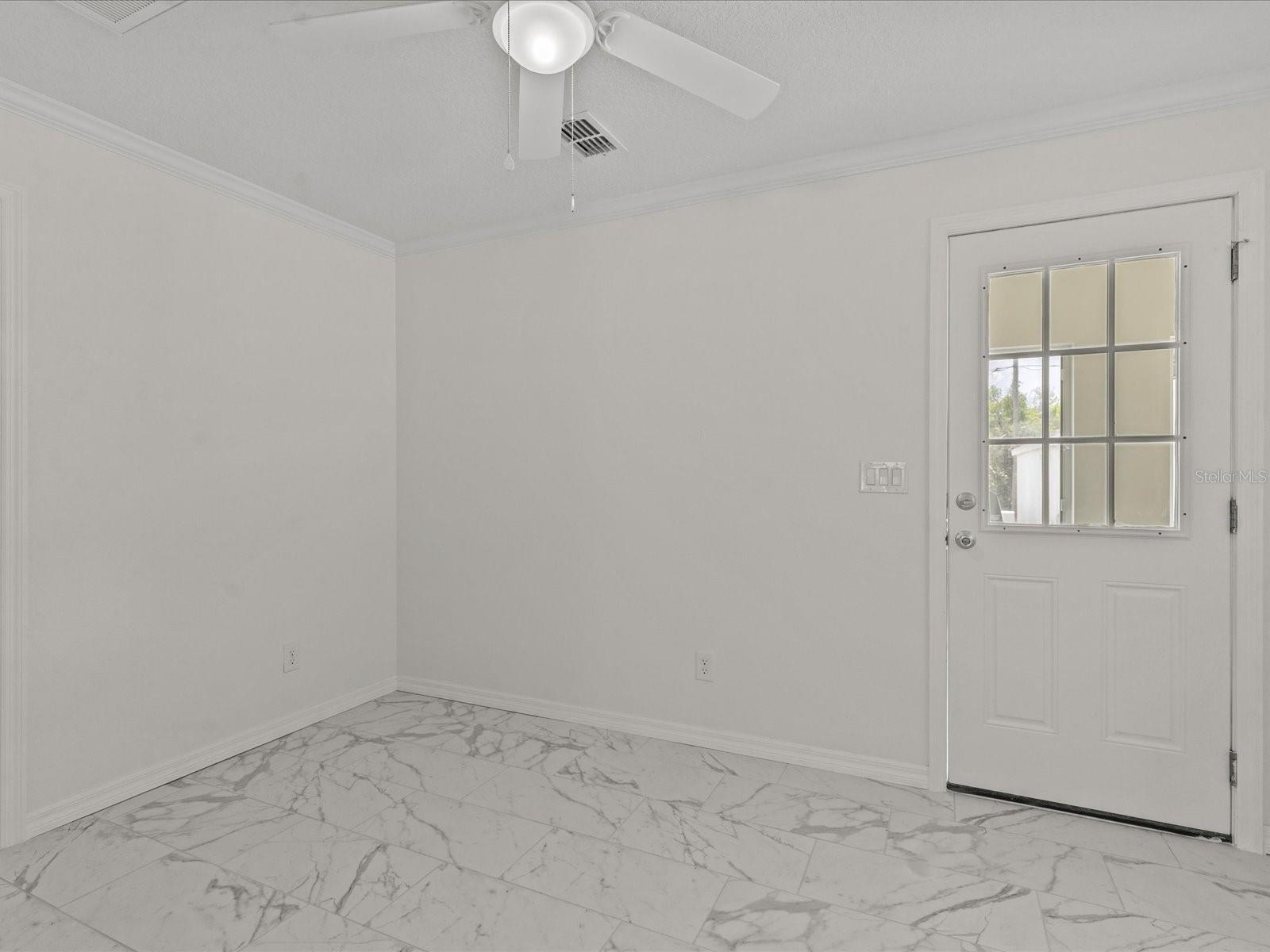 207 E PALMETTO ST