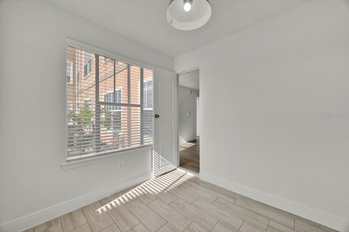 2212 GRAND CAYMAN CT #1617