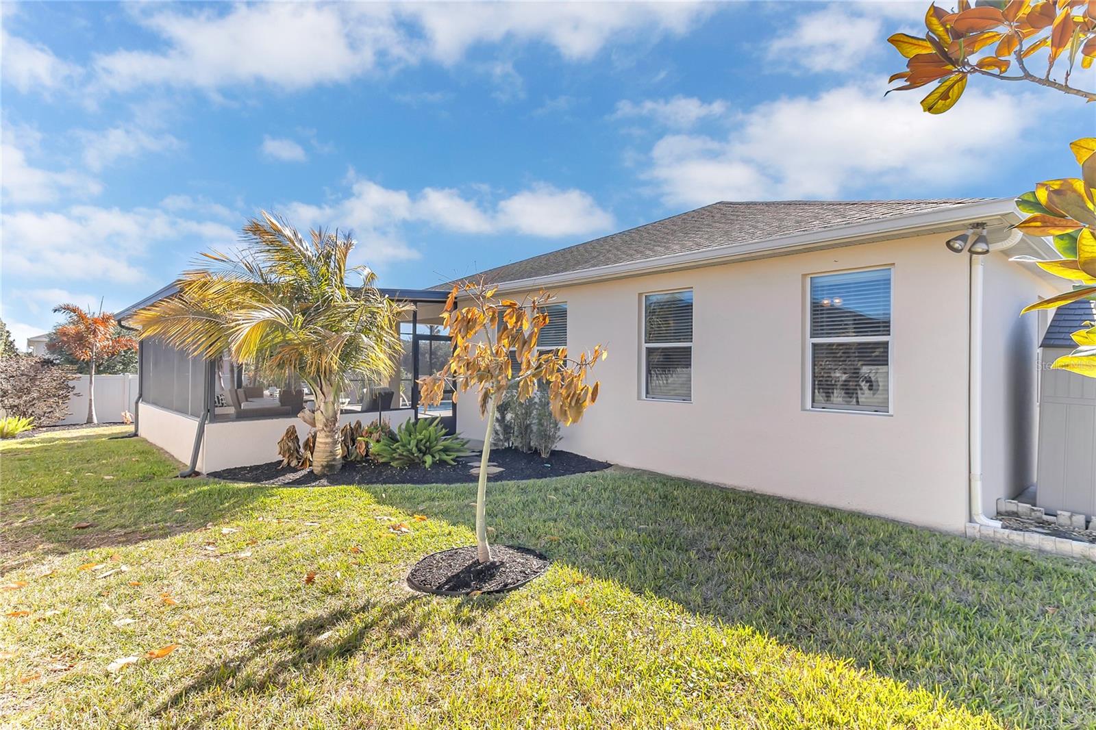 121 WHIRLAWAY DR
