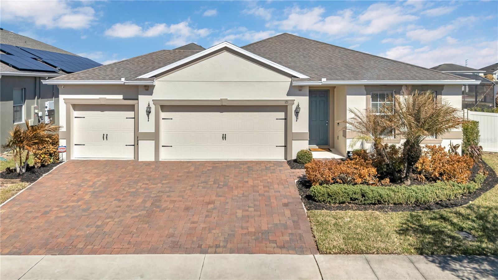 121 WHIRLAWAY DR