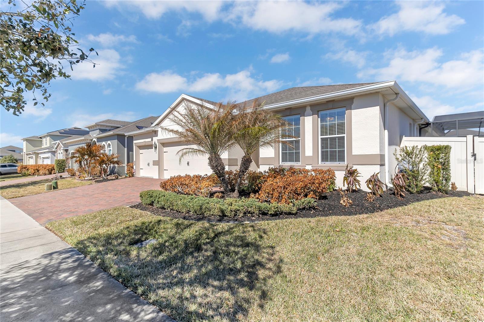 121 WHIRLAWAY DR