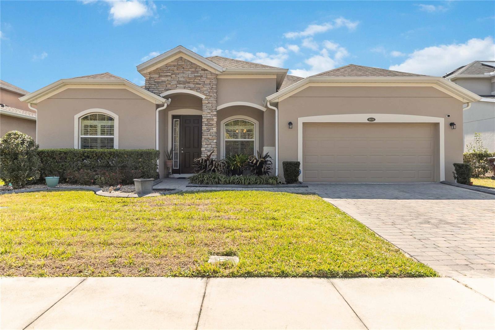 4856 GRAND VISTA LN