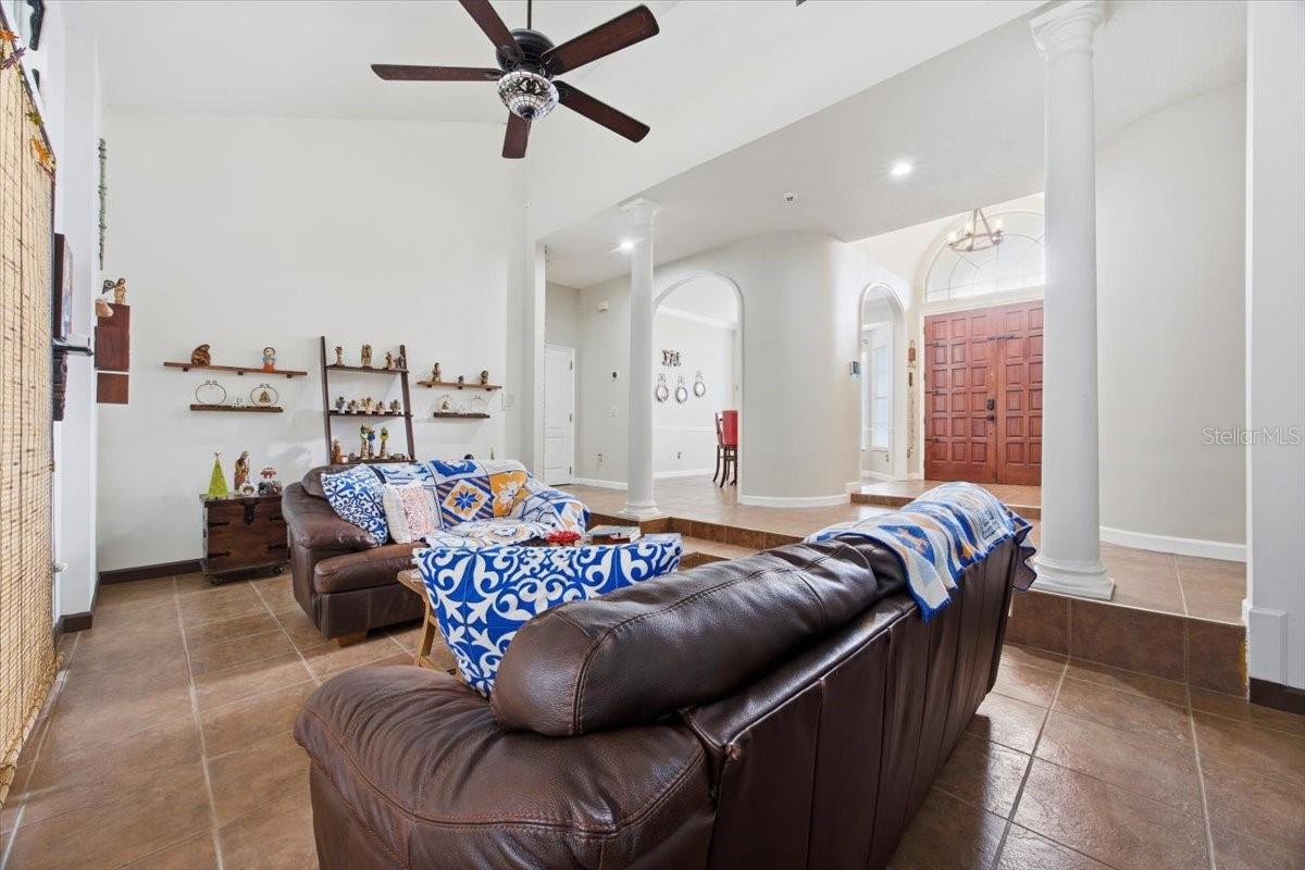 3295 TIMUCUA CIR