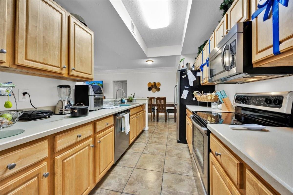 12017 VILLANOVA DR #102