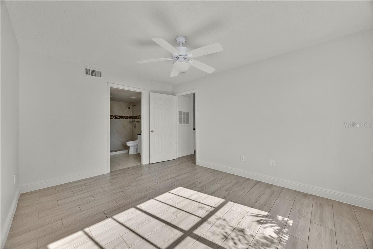 2212 GRAND CAYMAN CT #1617