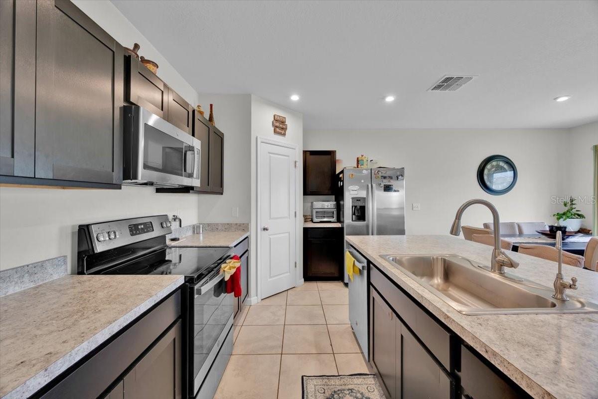 145 PIAVE ST