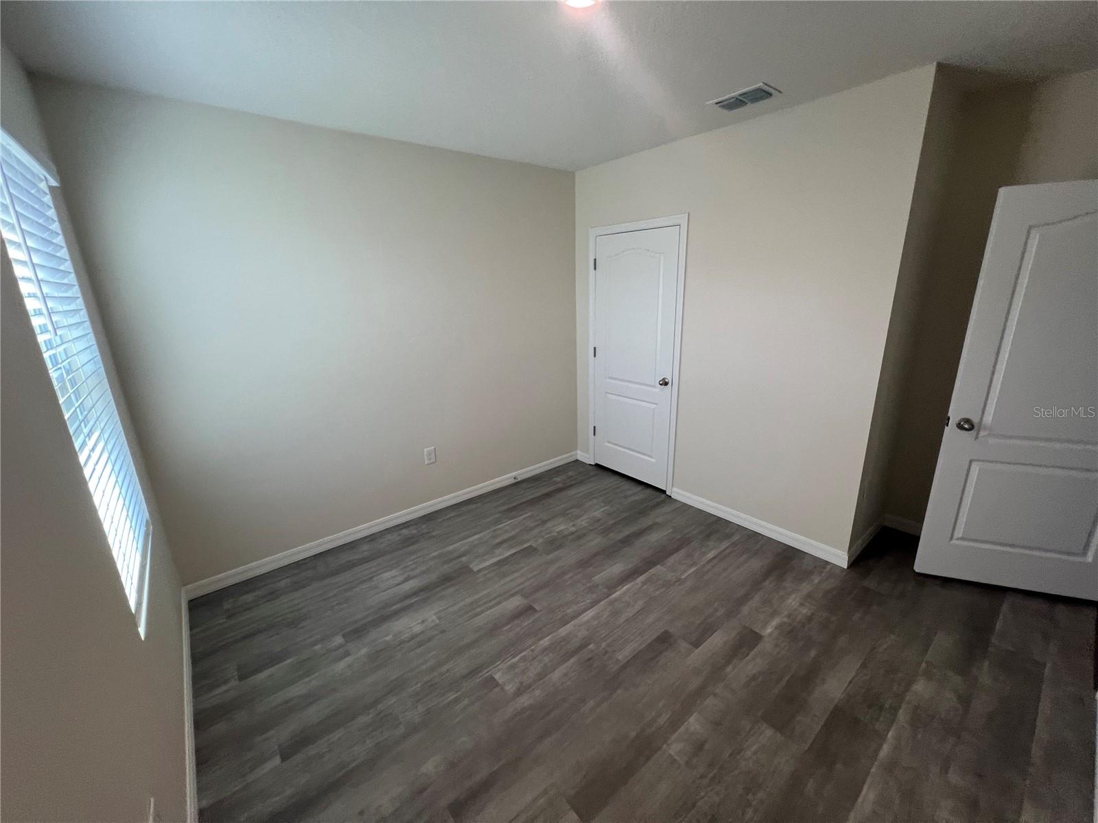 1466 MARY BELLE AVE