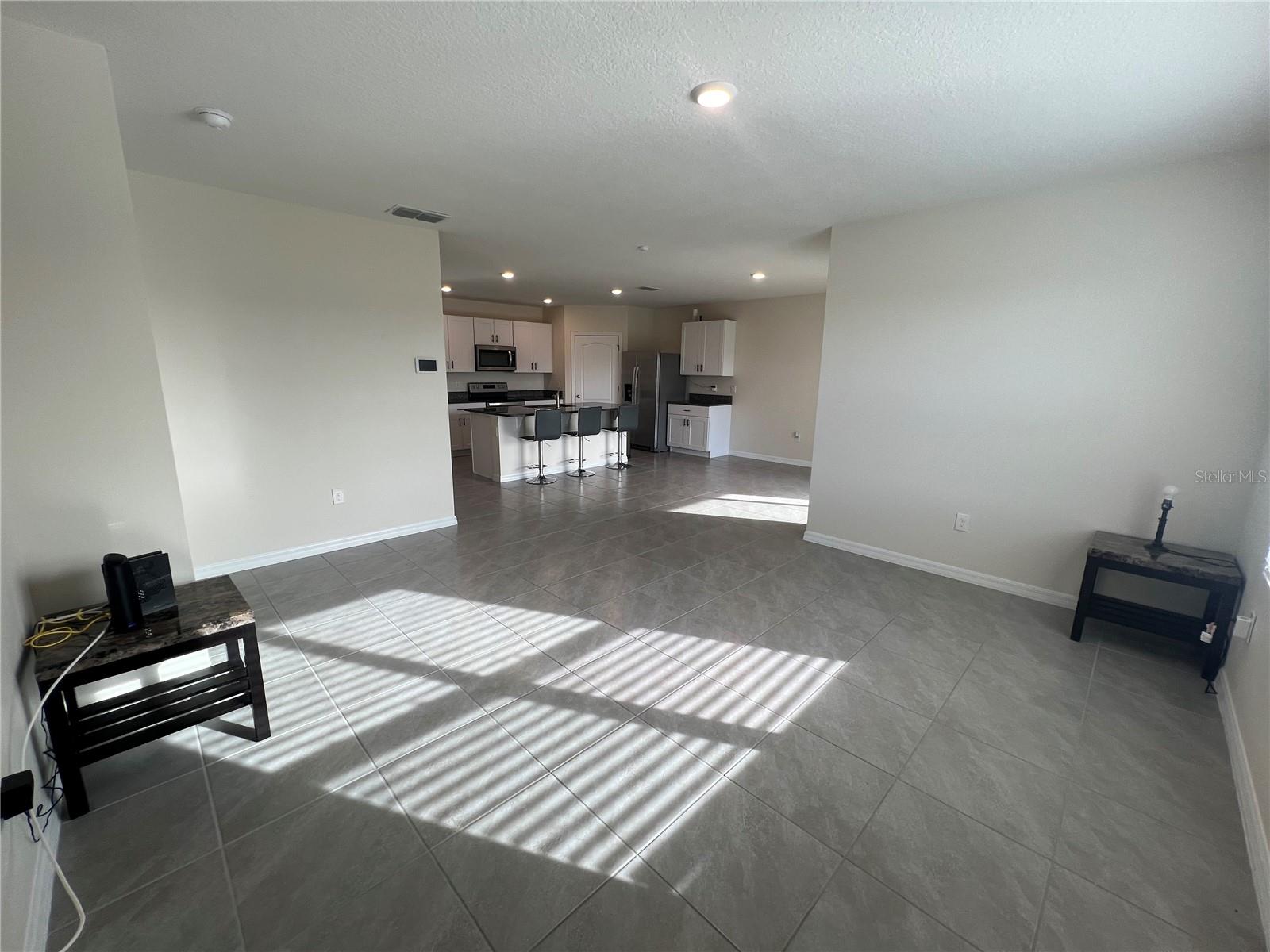 1466 MARY BELLE AVE