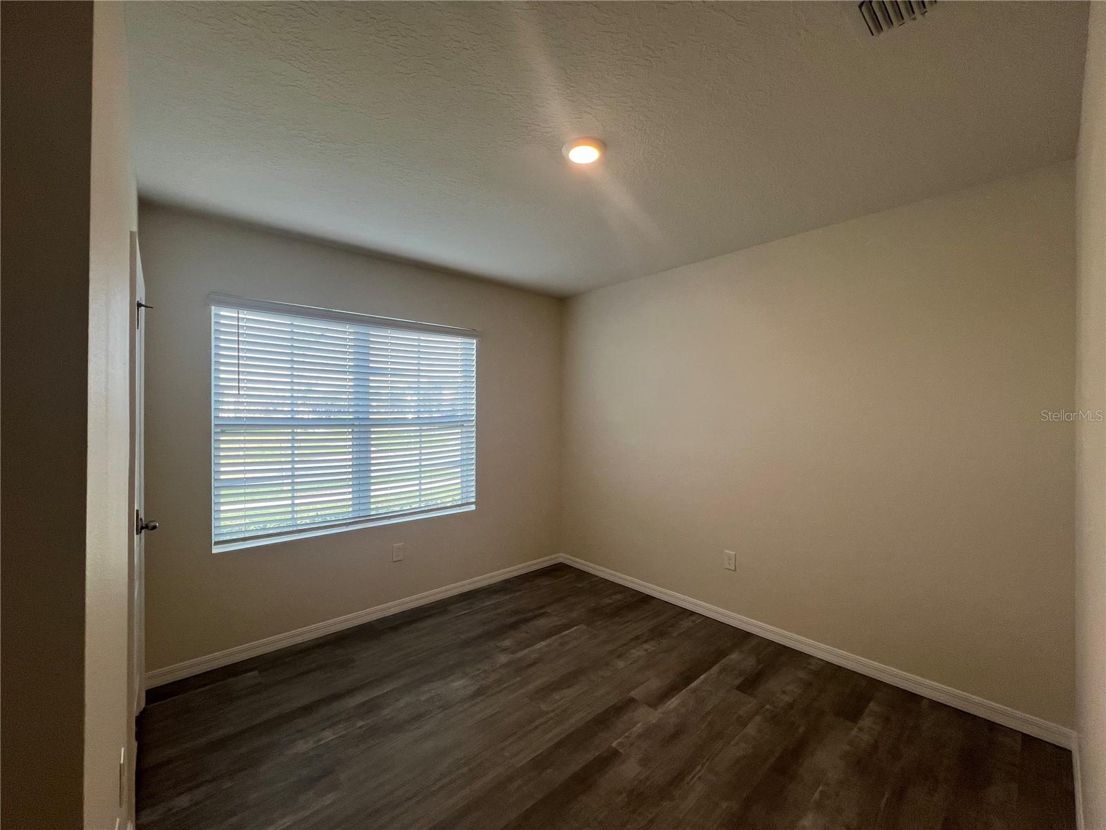 1466 MARY BELLE AVE