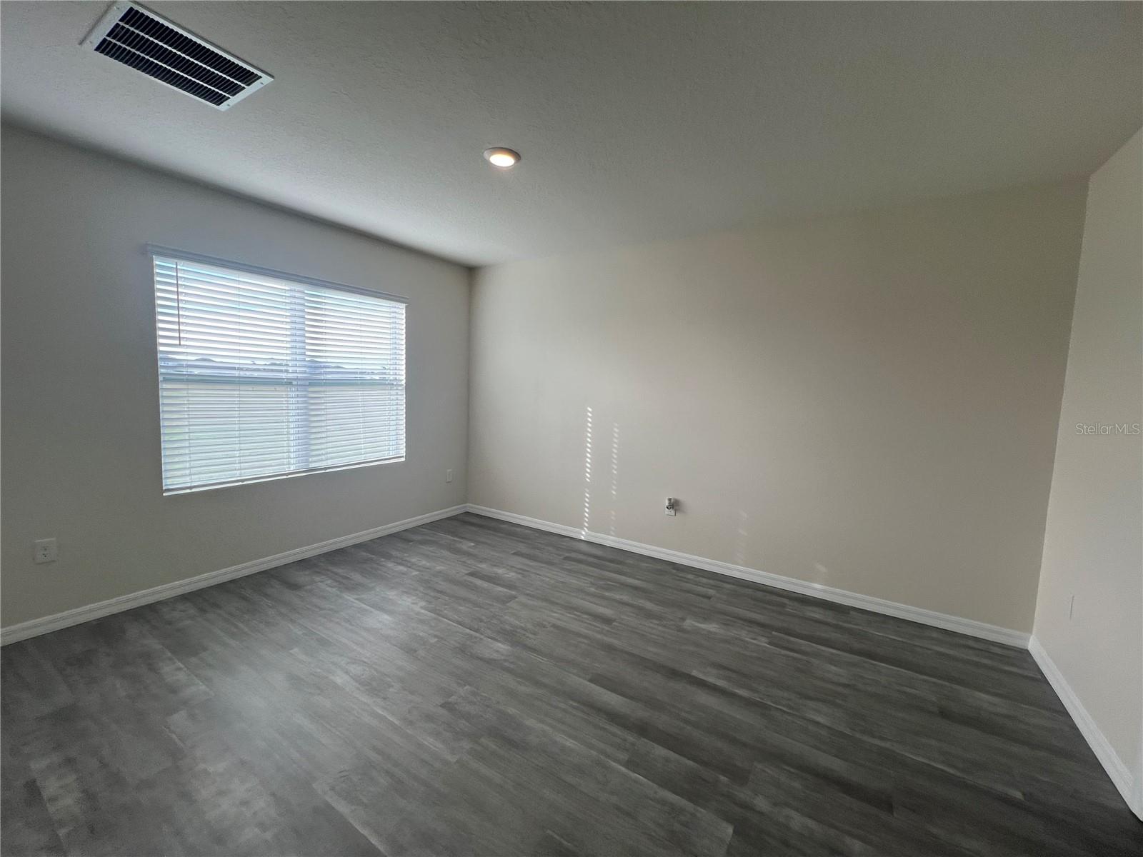 1466 MARY BELLE AVE