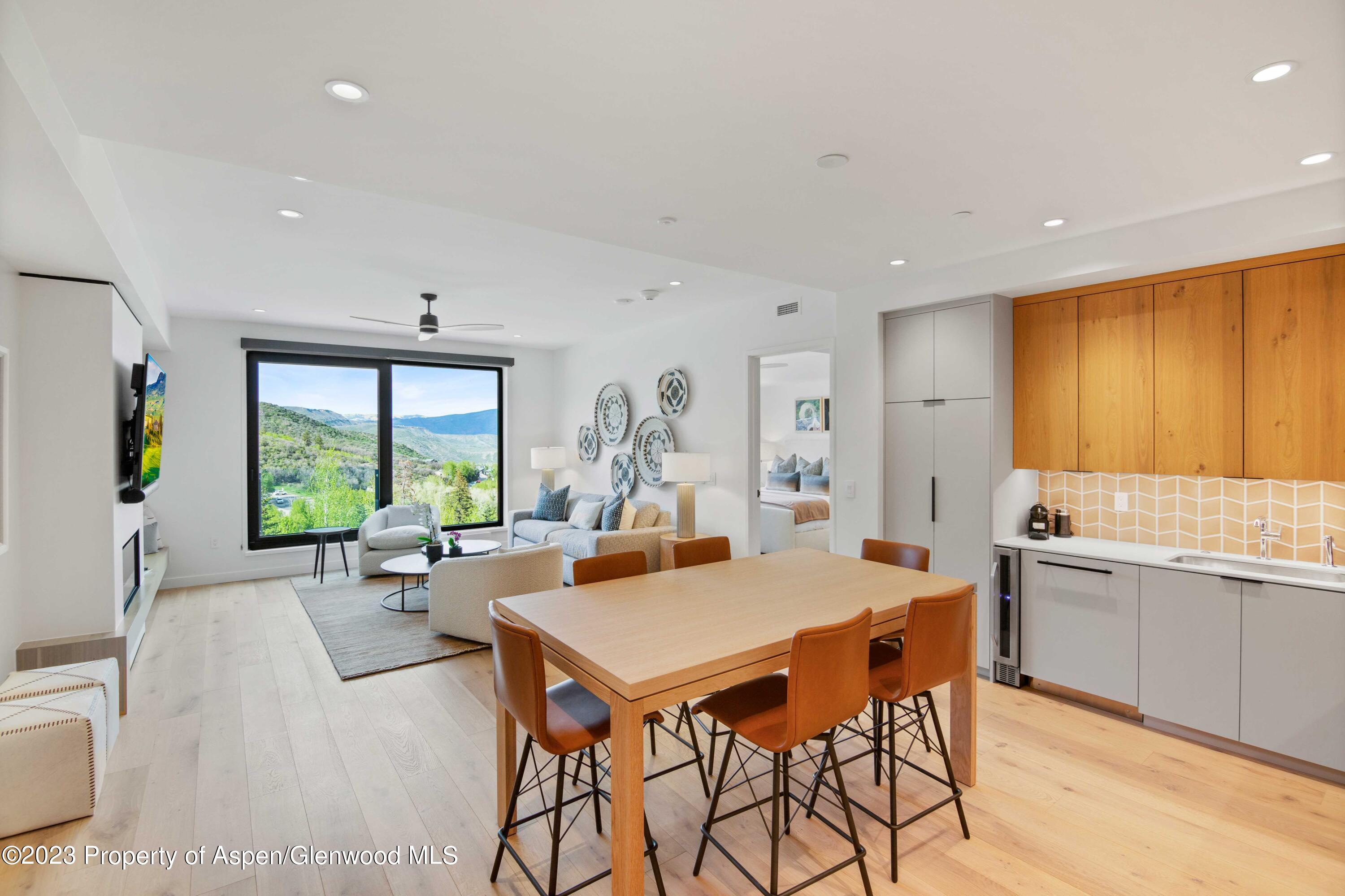 119 WOOD Road, 204