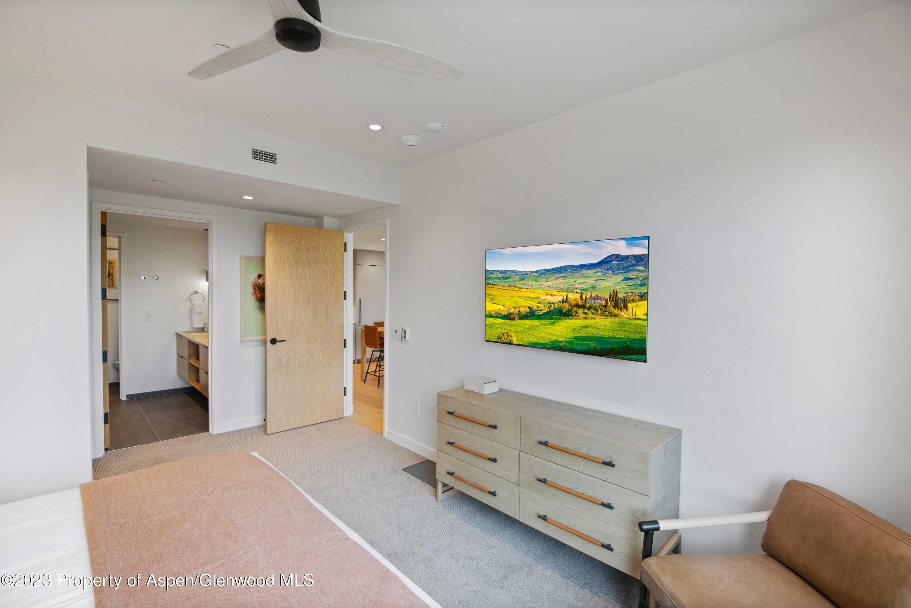 119 WOOD Road, 204