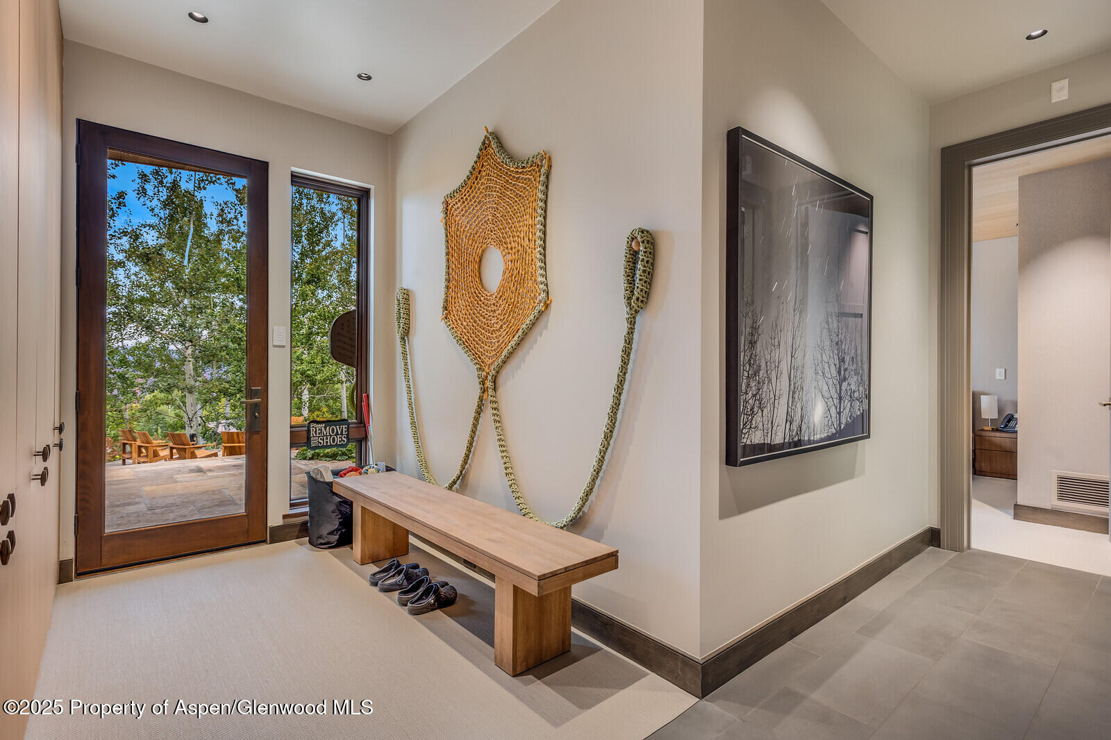 511+563 EDGEWOOD Lane