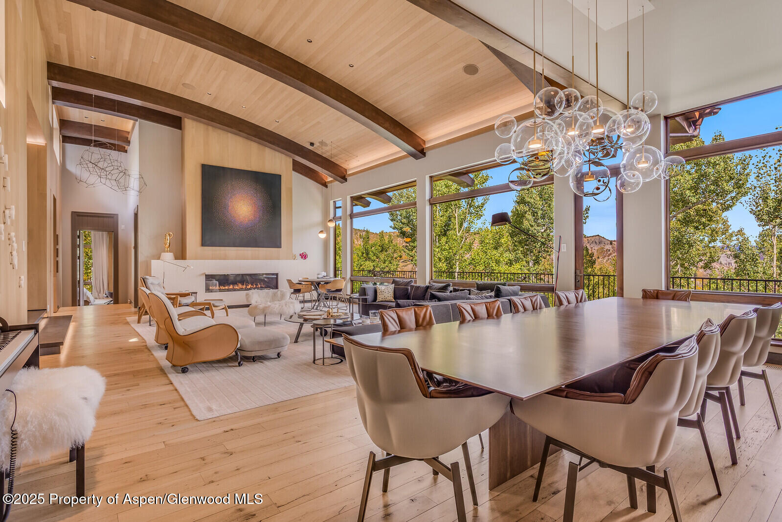 511+563 EDGEWOOD Lane