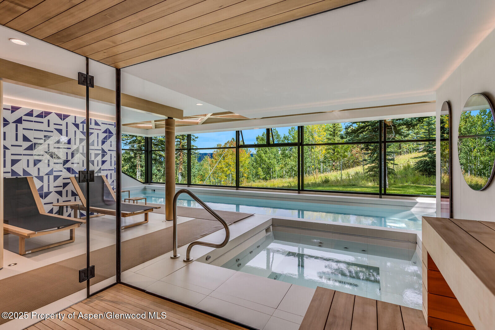 511+563 EDGEWOOD Lane