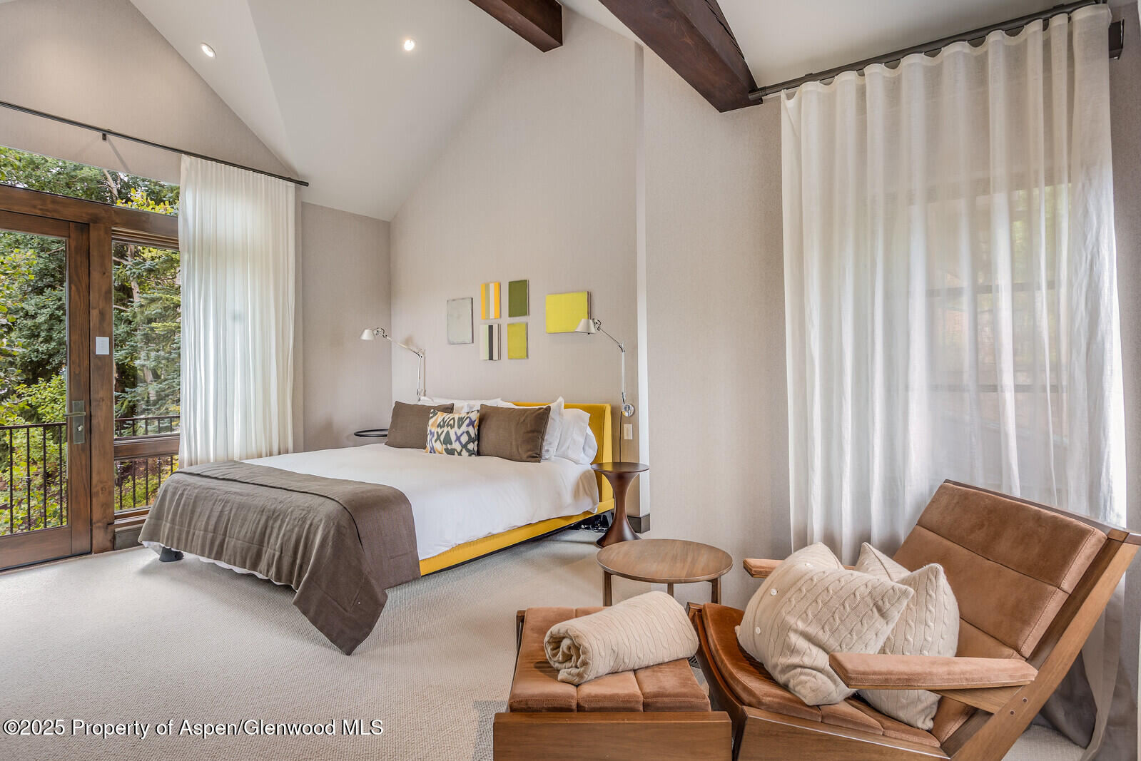 511+563 EDGEWOOD Lane