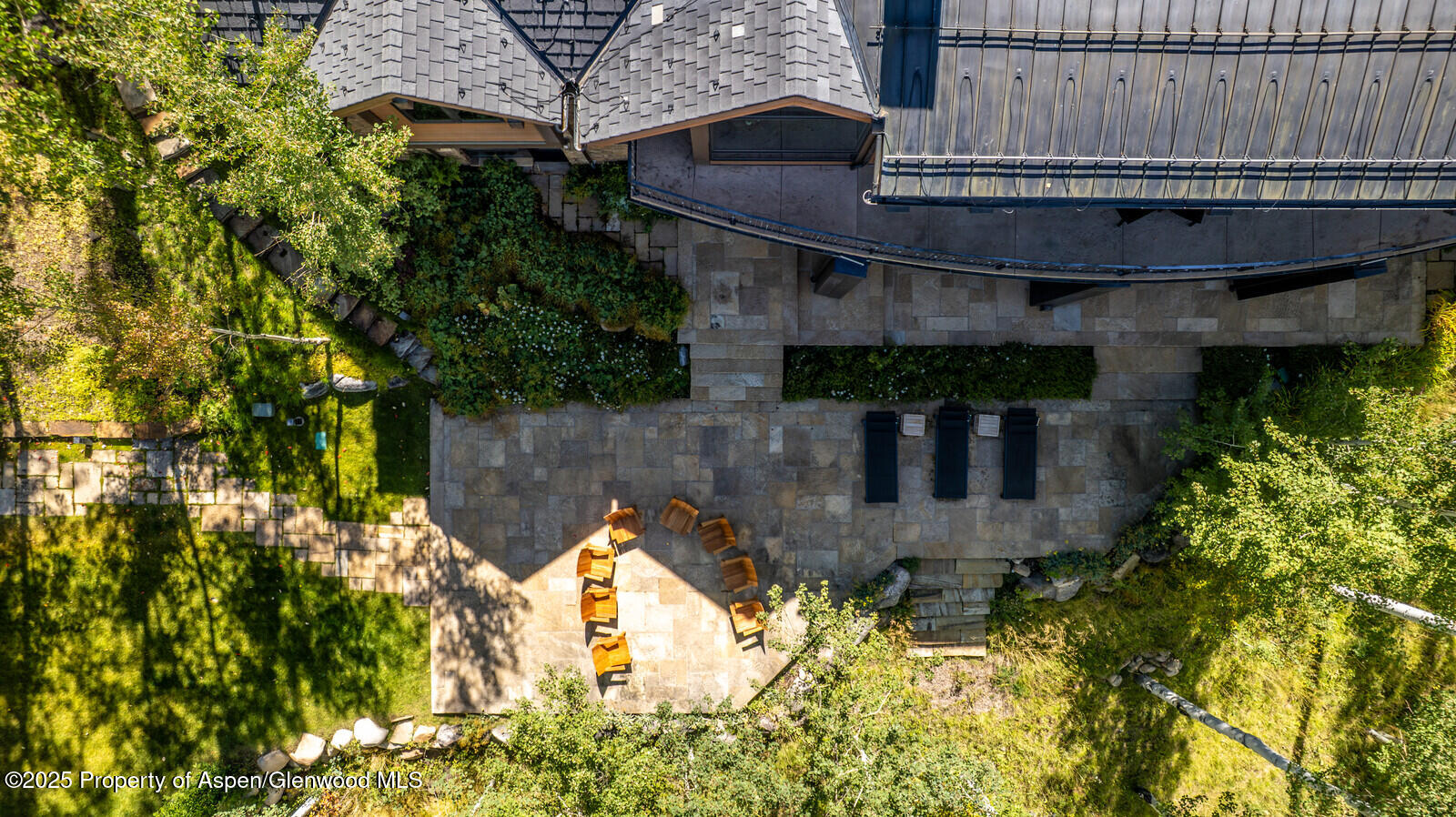 511+563 EDGEWOOD Lane