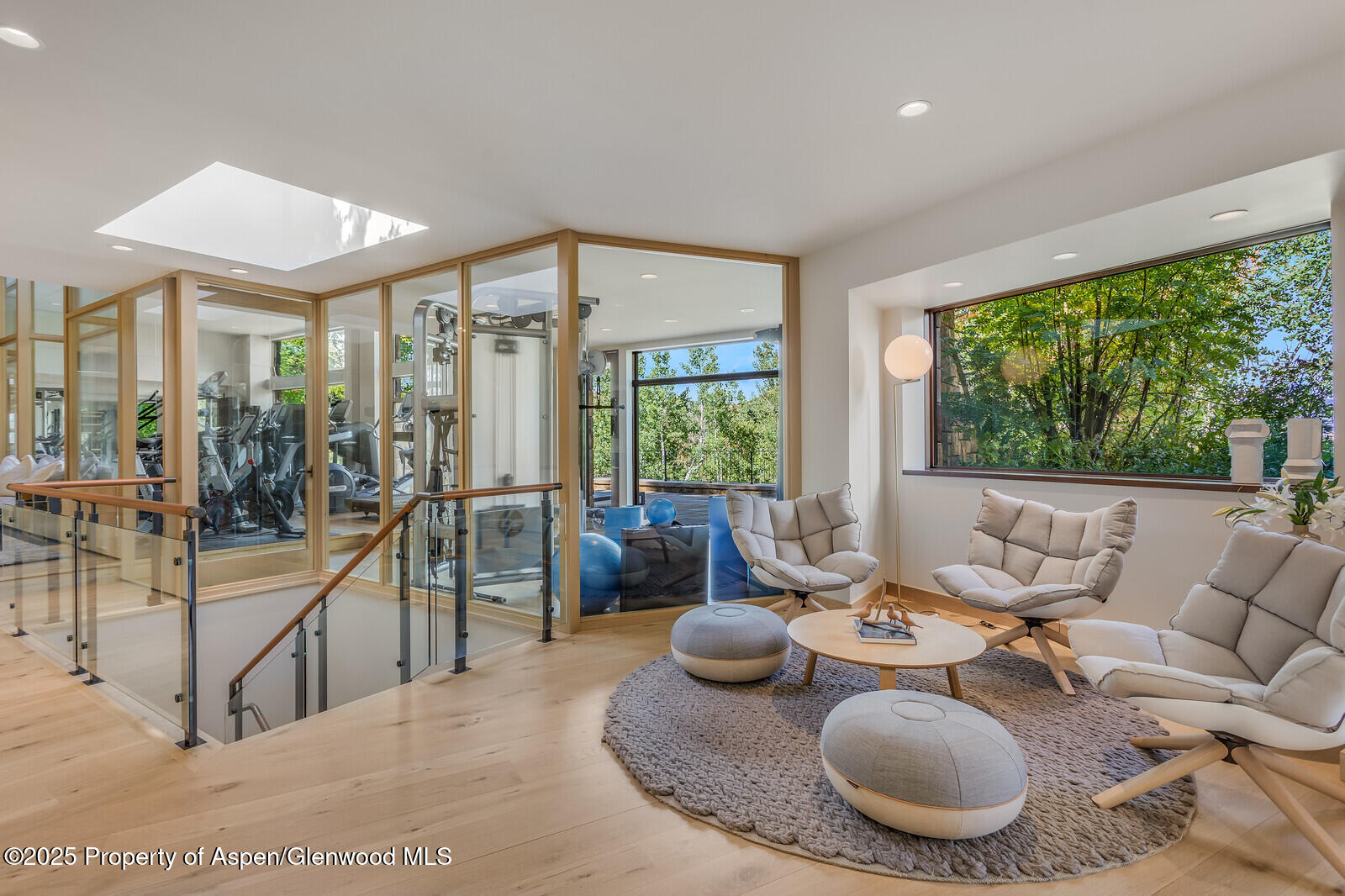 511+563 EDGEWOOD Lane