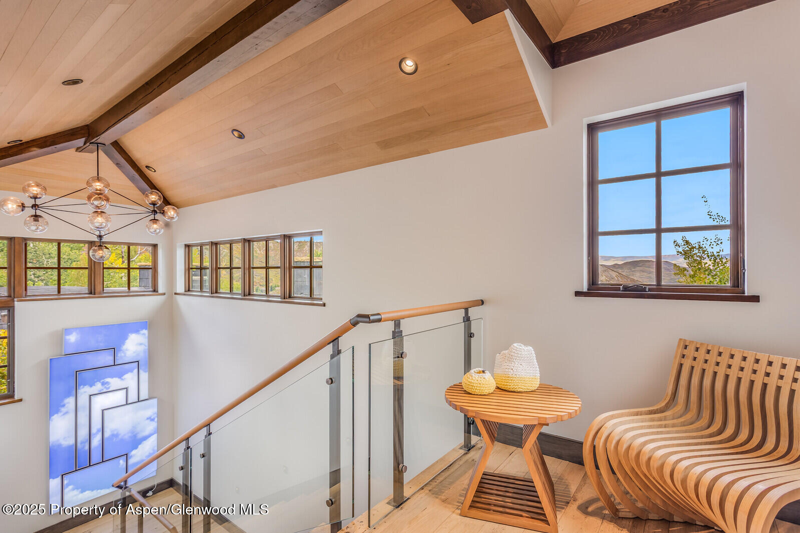 511+563 EDGEWOOD Lane