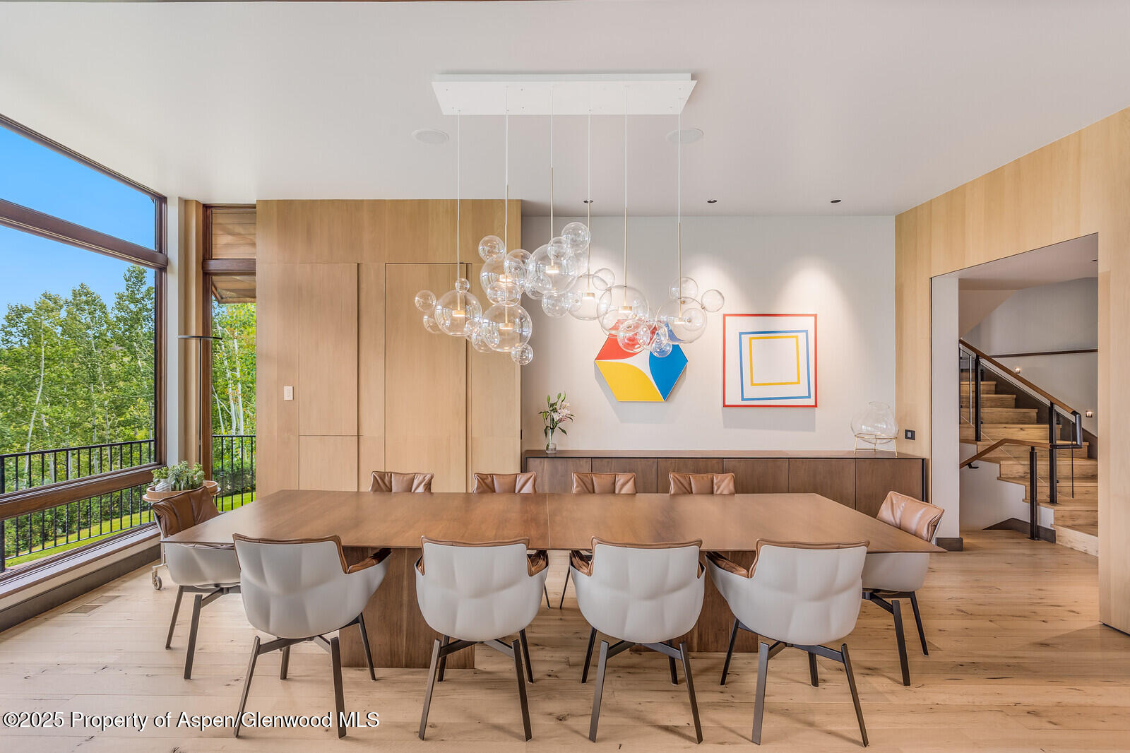 511+563 EDGEWOOD Lane