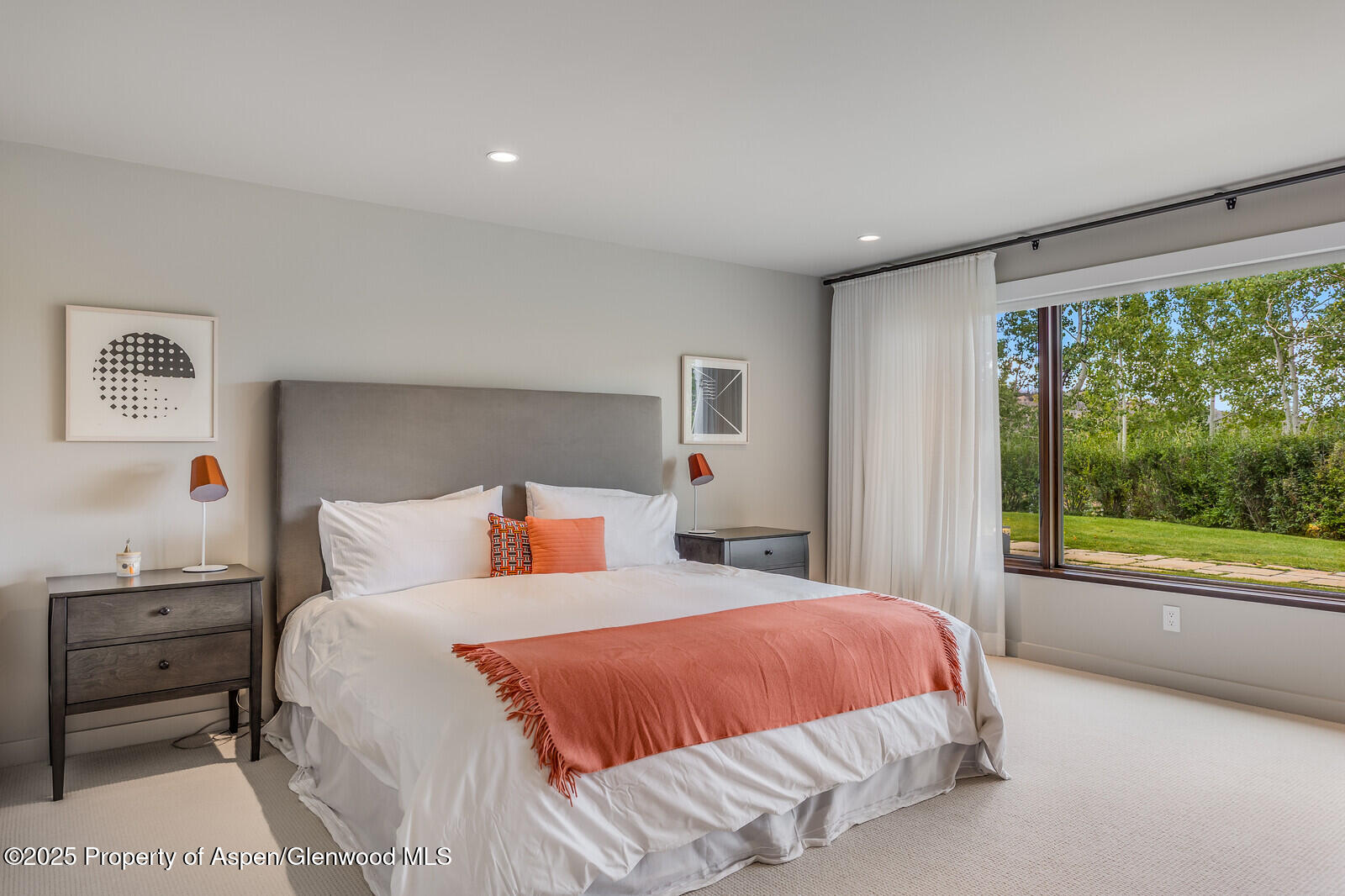 511+563 EDGEWOOD Lane