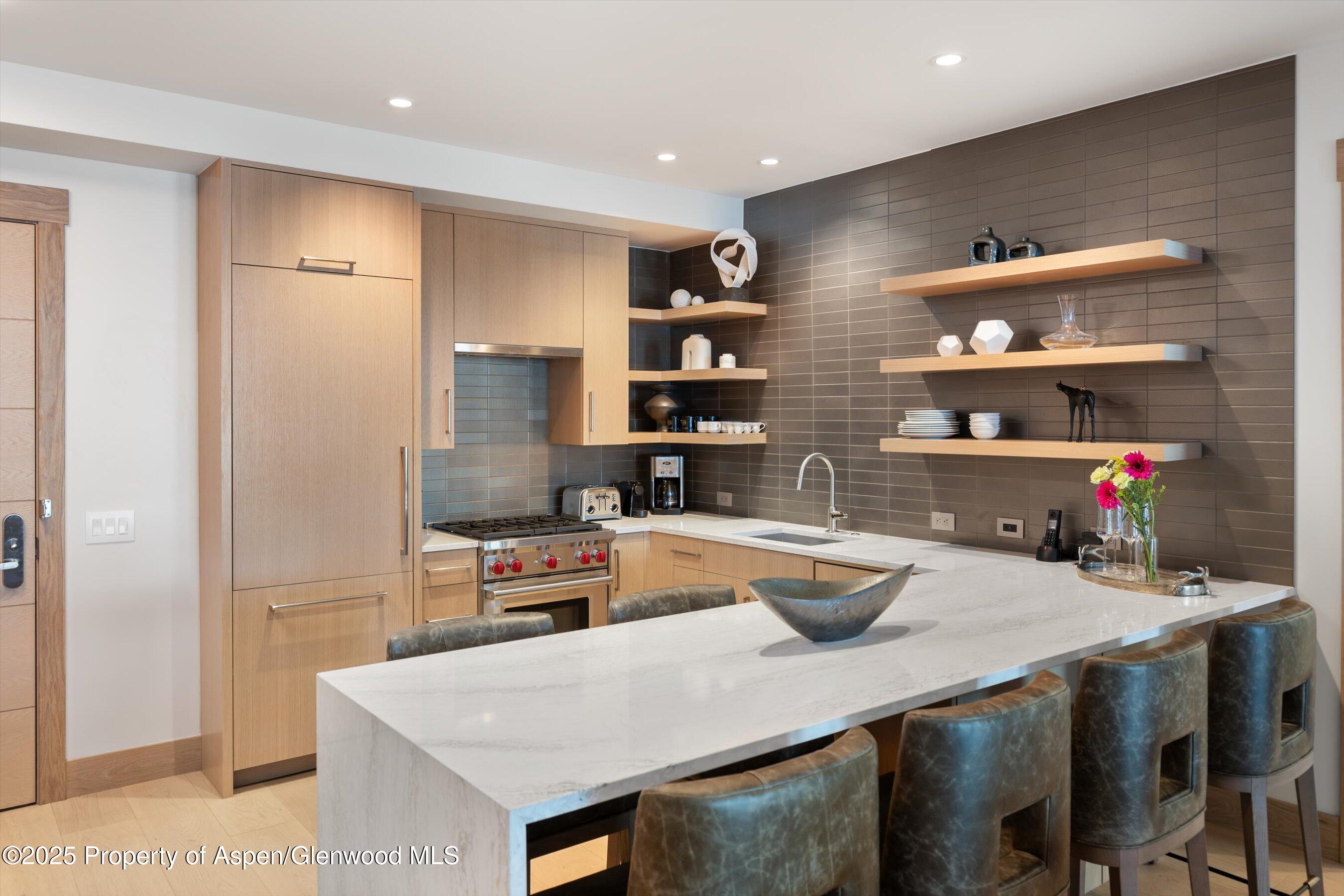 130 WOOD Road, 253+255