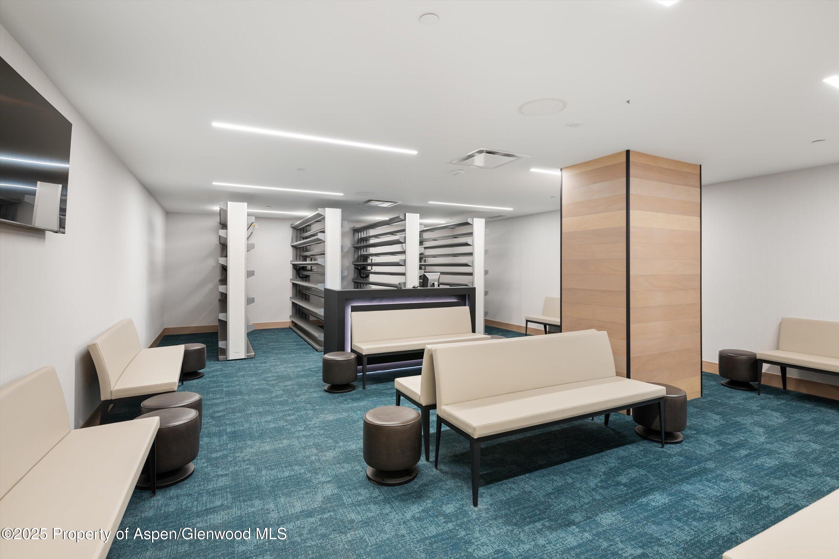 130 WOOD Road, 253+255