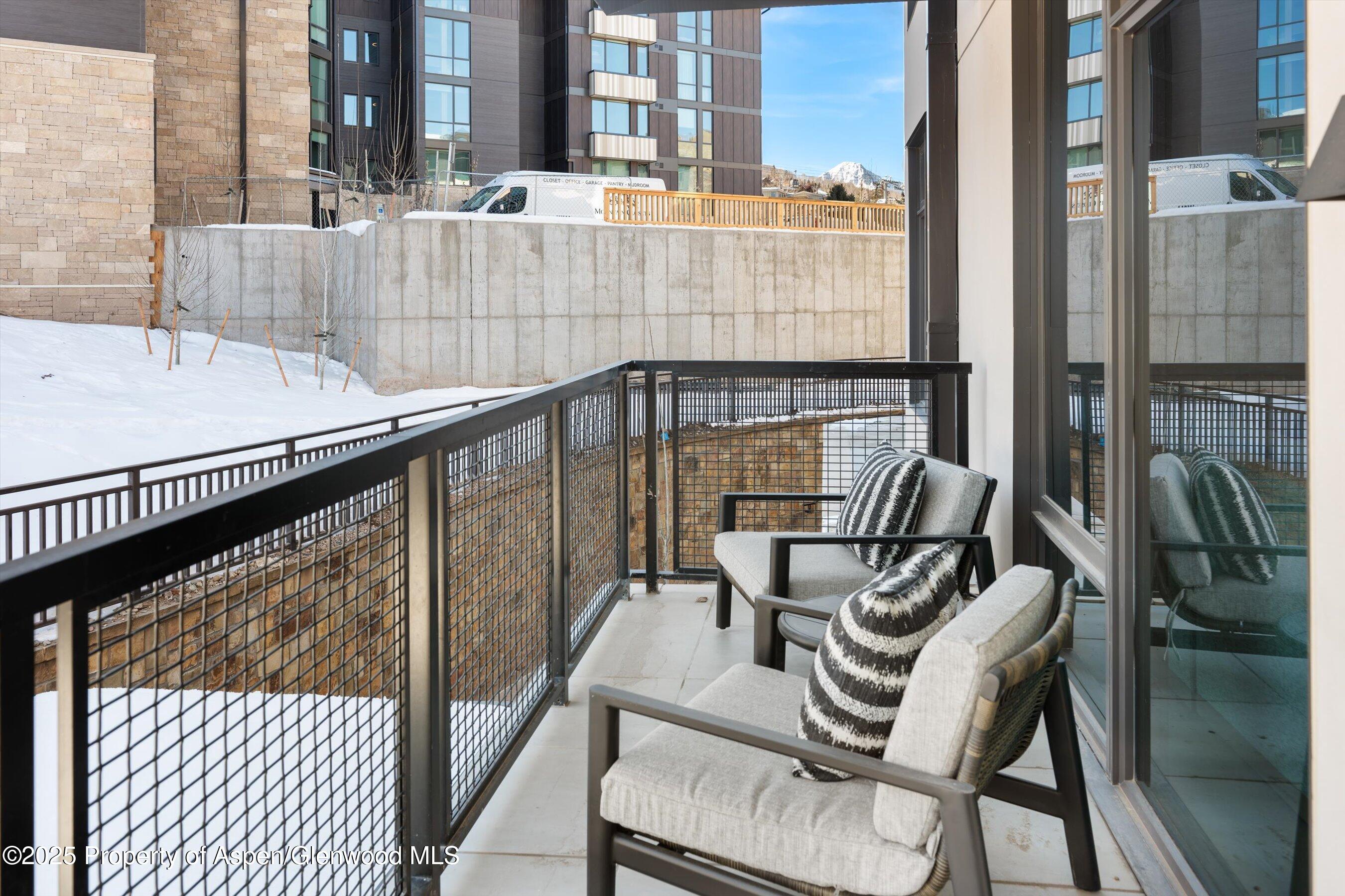 130 WOOD Road, 253+255