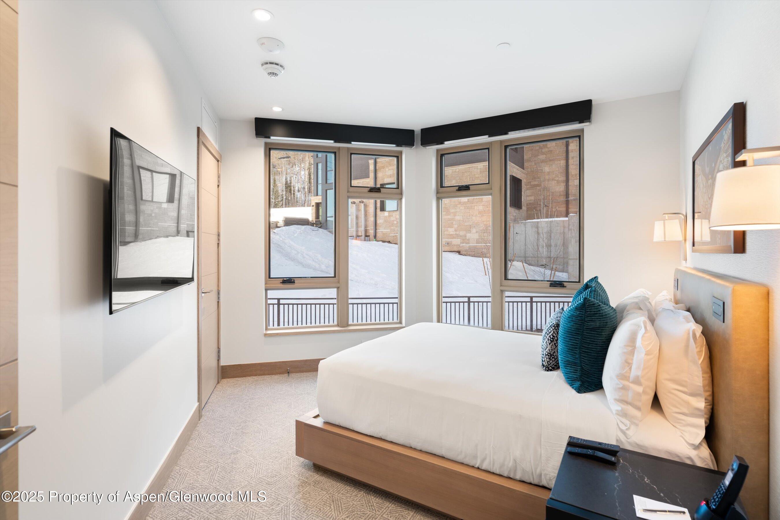 130 WOOD Road, 253+255