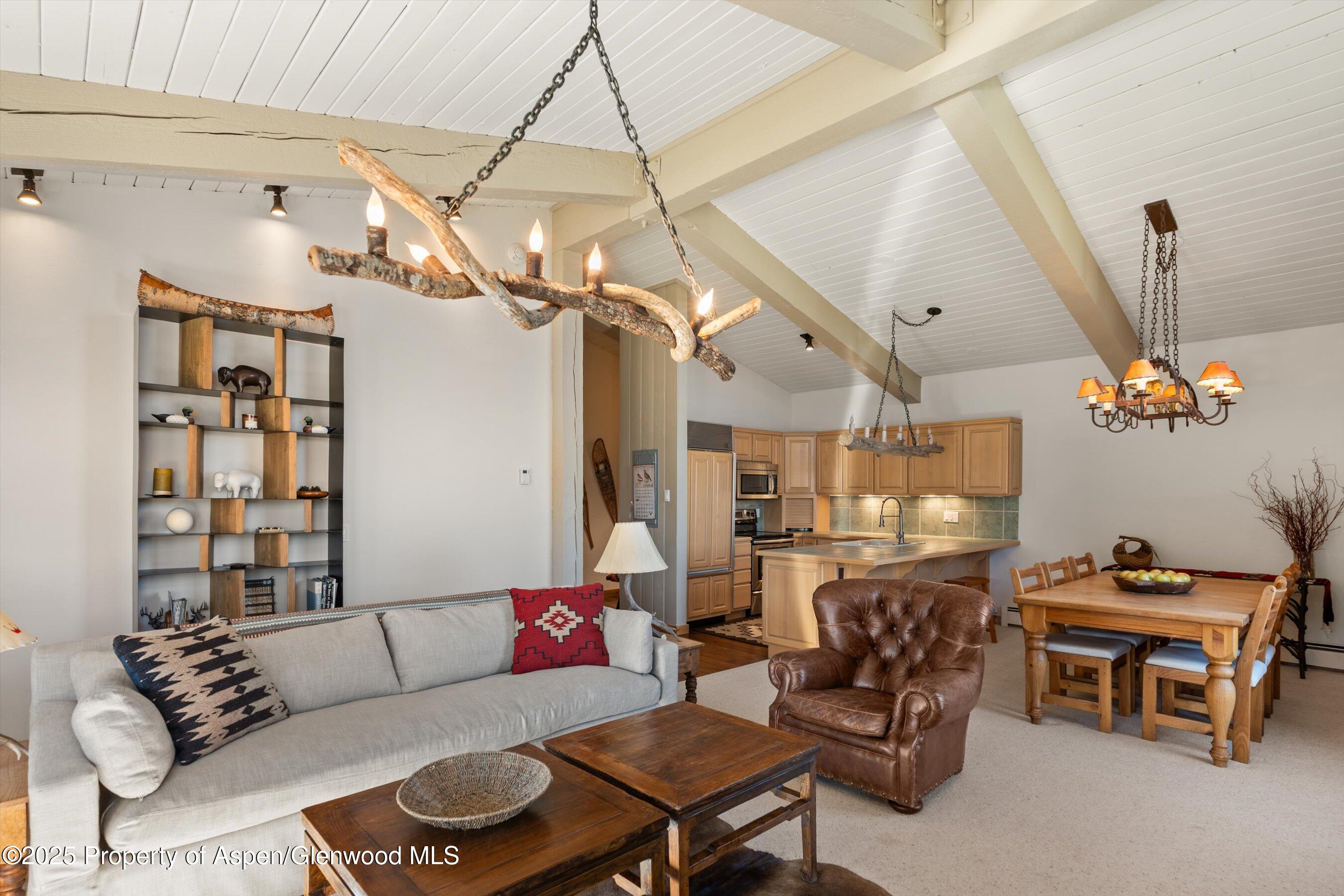 855 CARRIAGE Way, 303