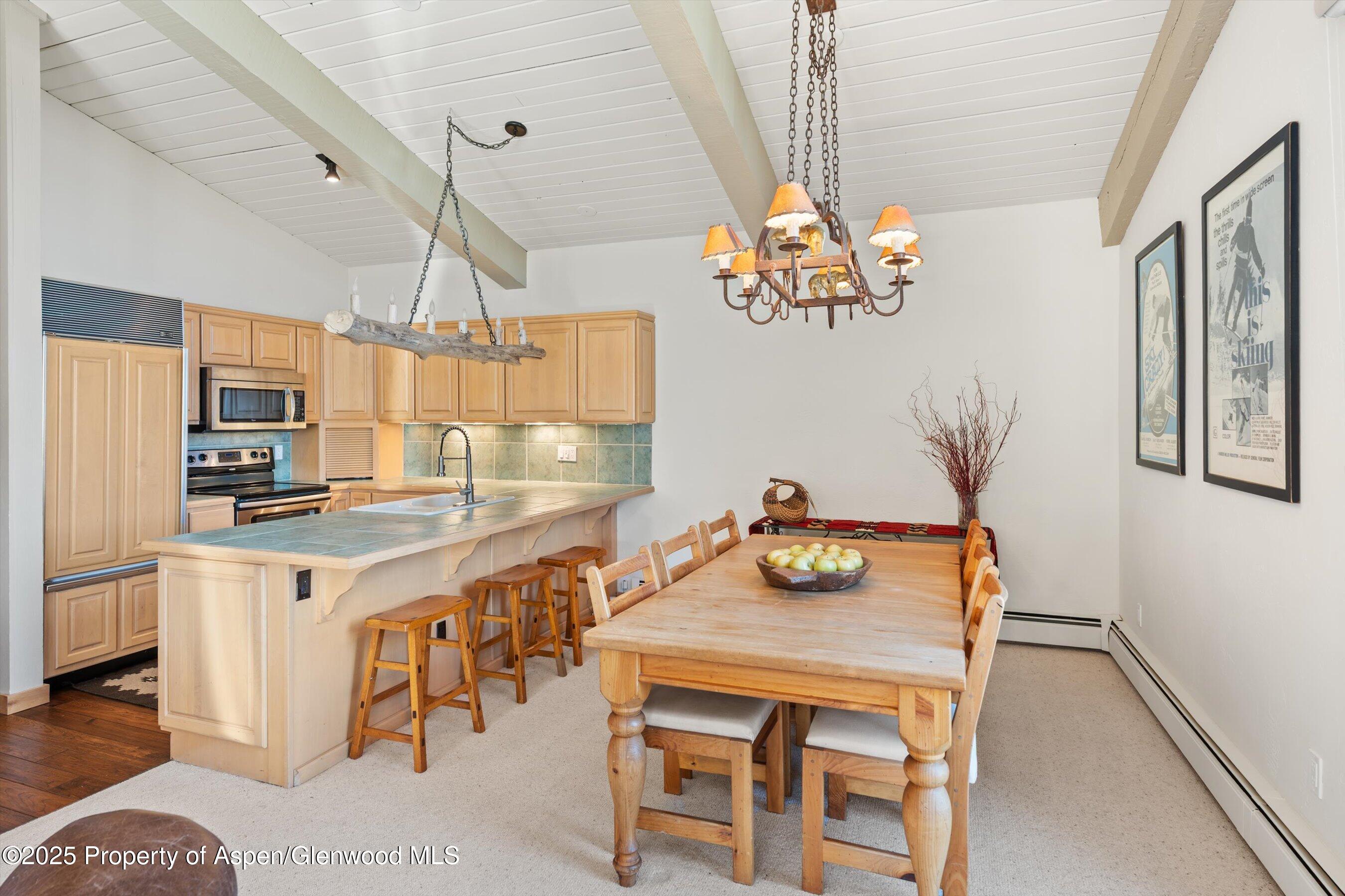 855 CARRIAGE Way, 303