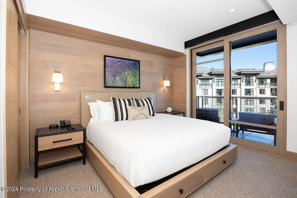 130 WOOD Road 460-462