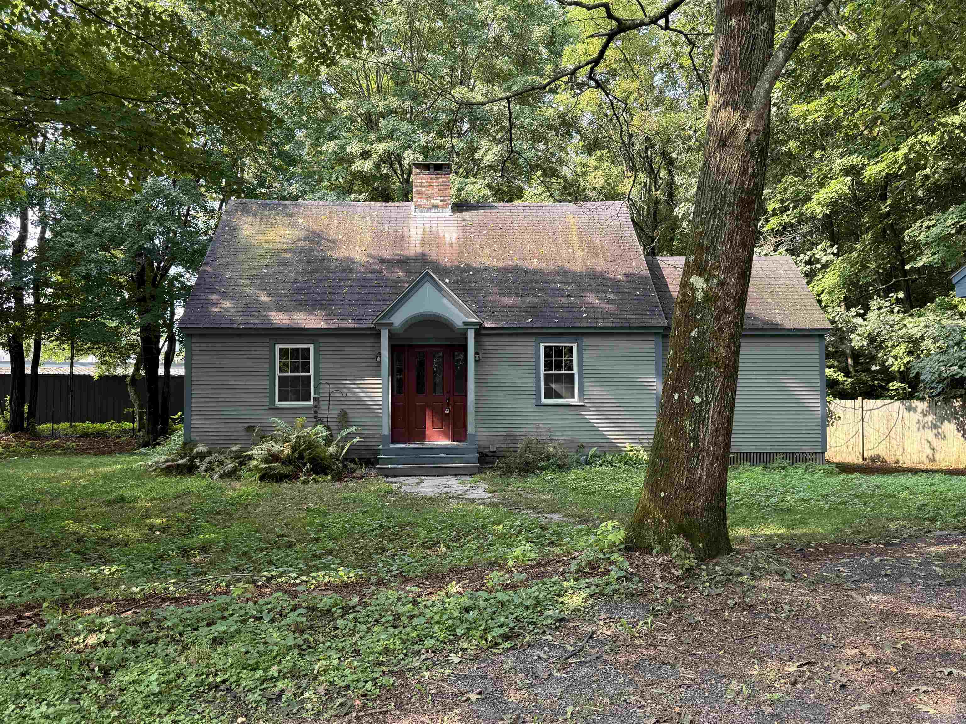 2032 Hartford Avenue