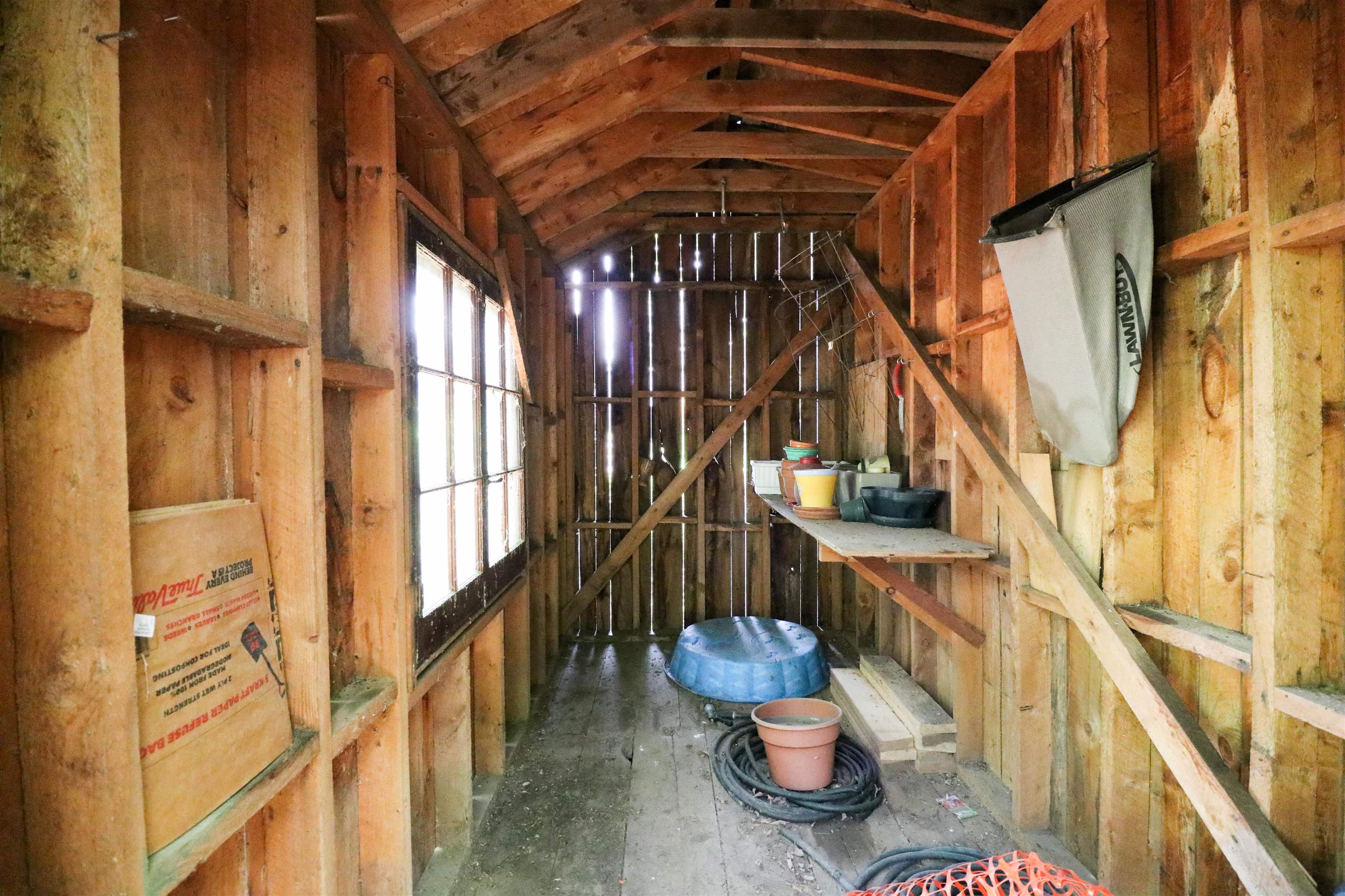 2032 Hartford Avenue