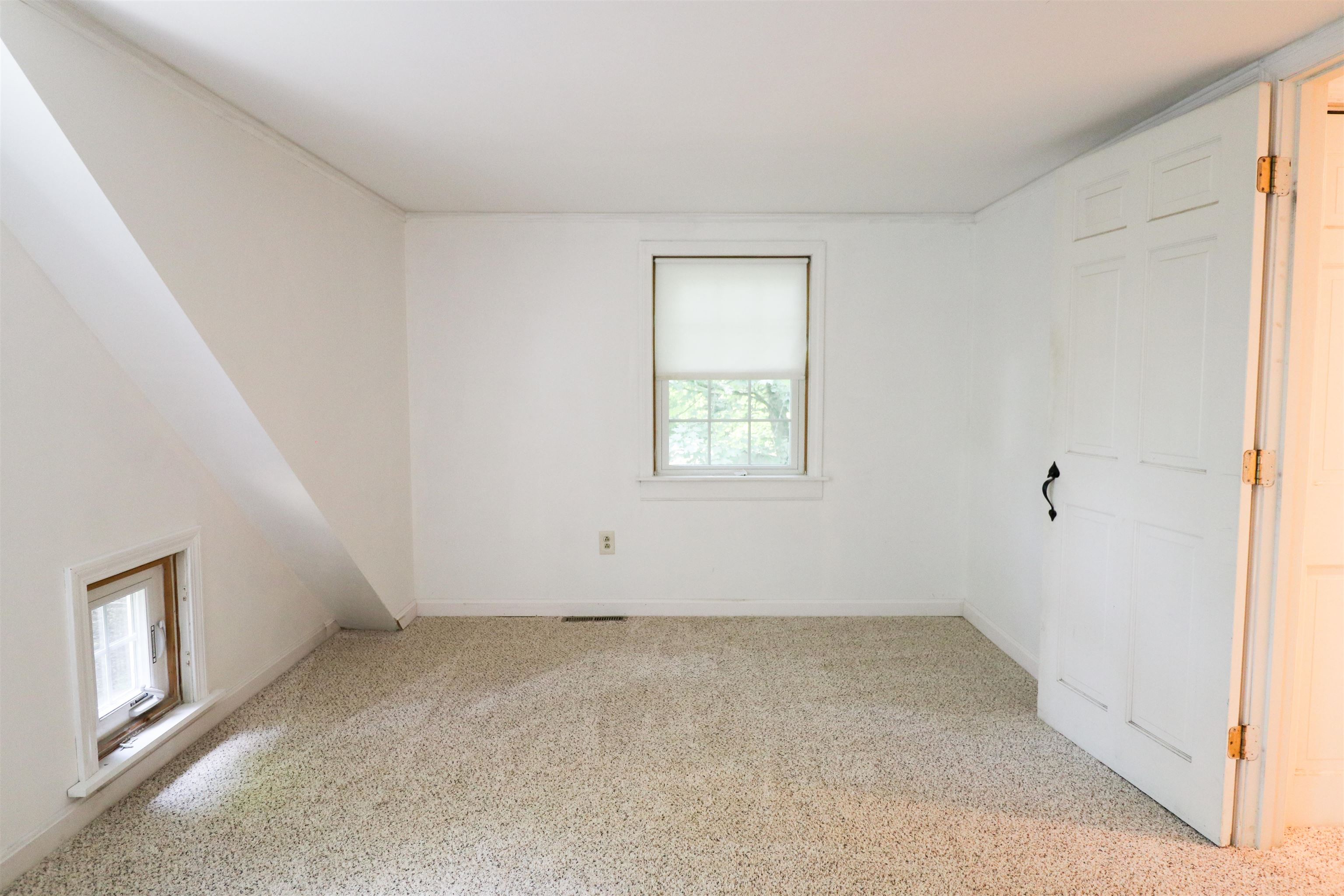 2032 Hartford Avenue