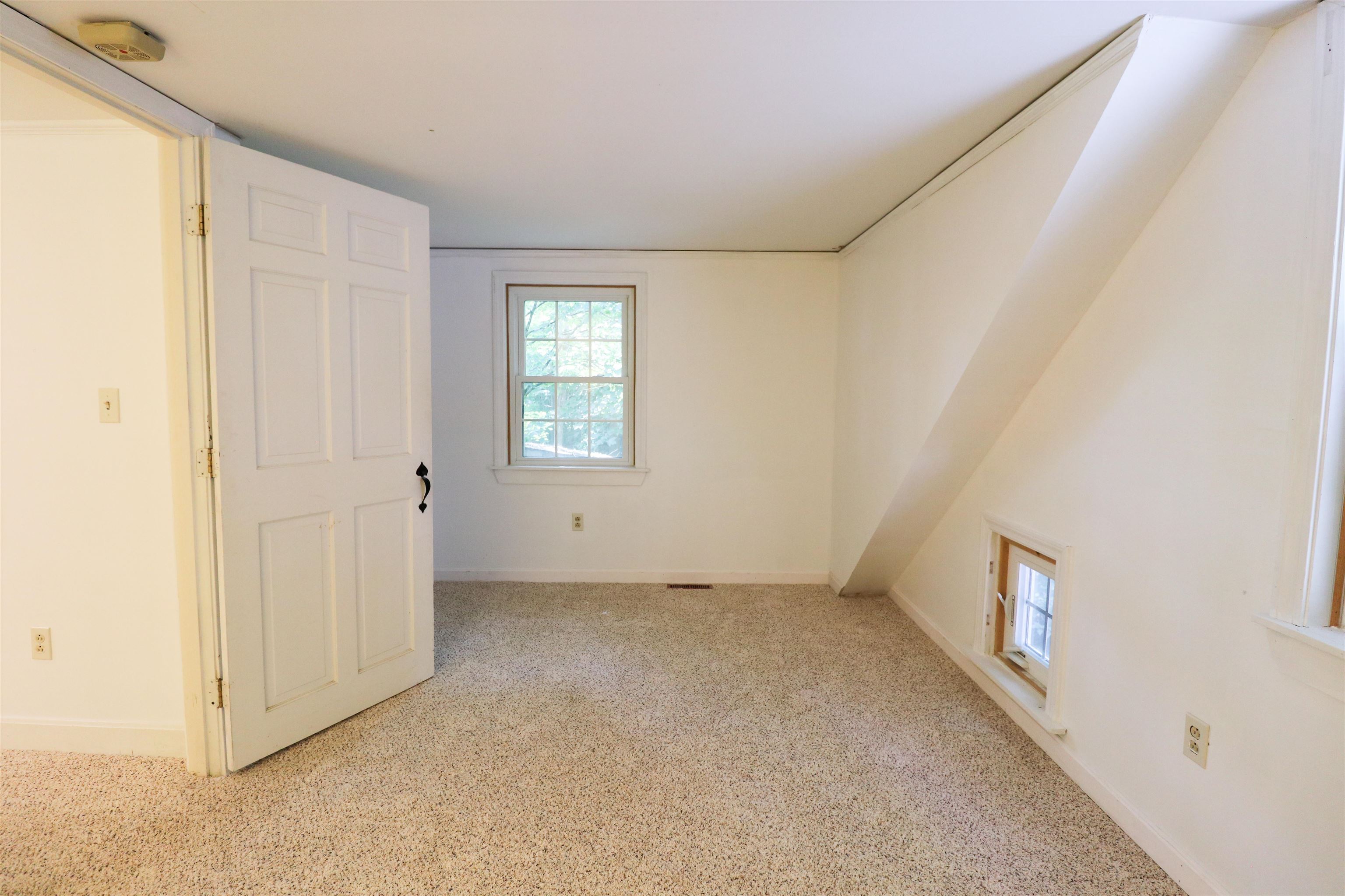 2032 Hartford Avenue