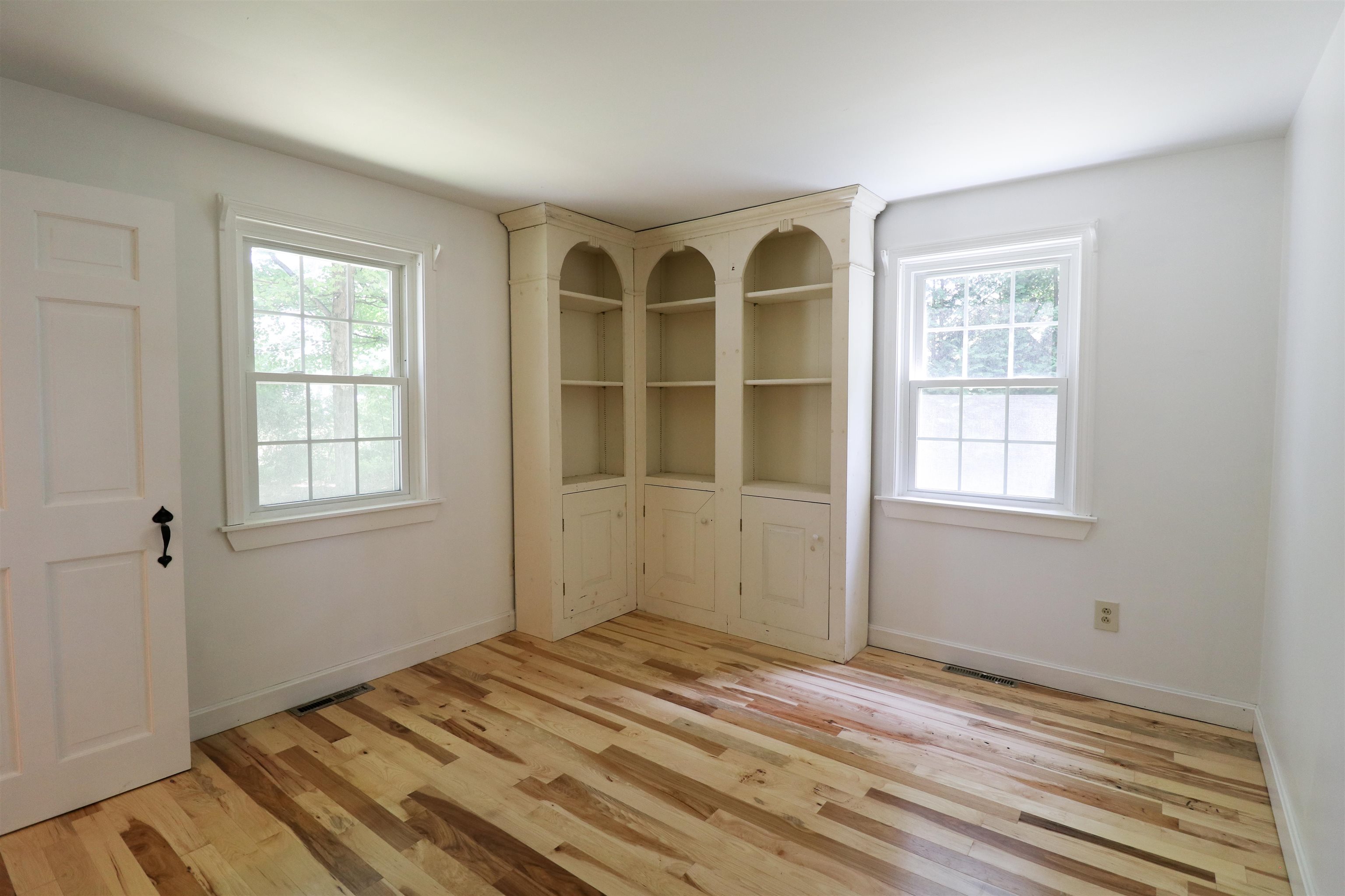 2032 Hartford Avenue