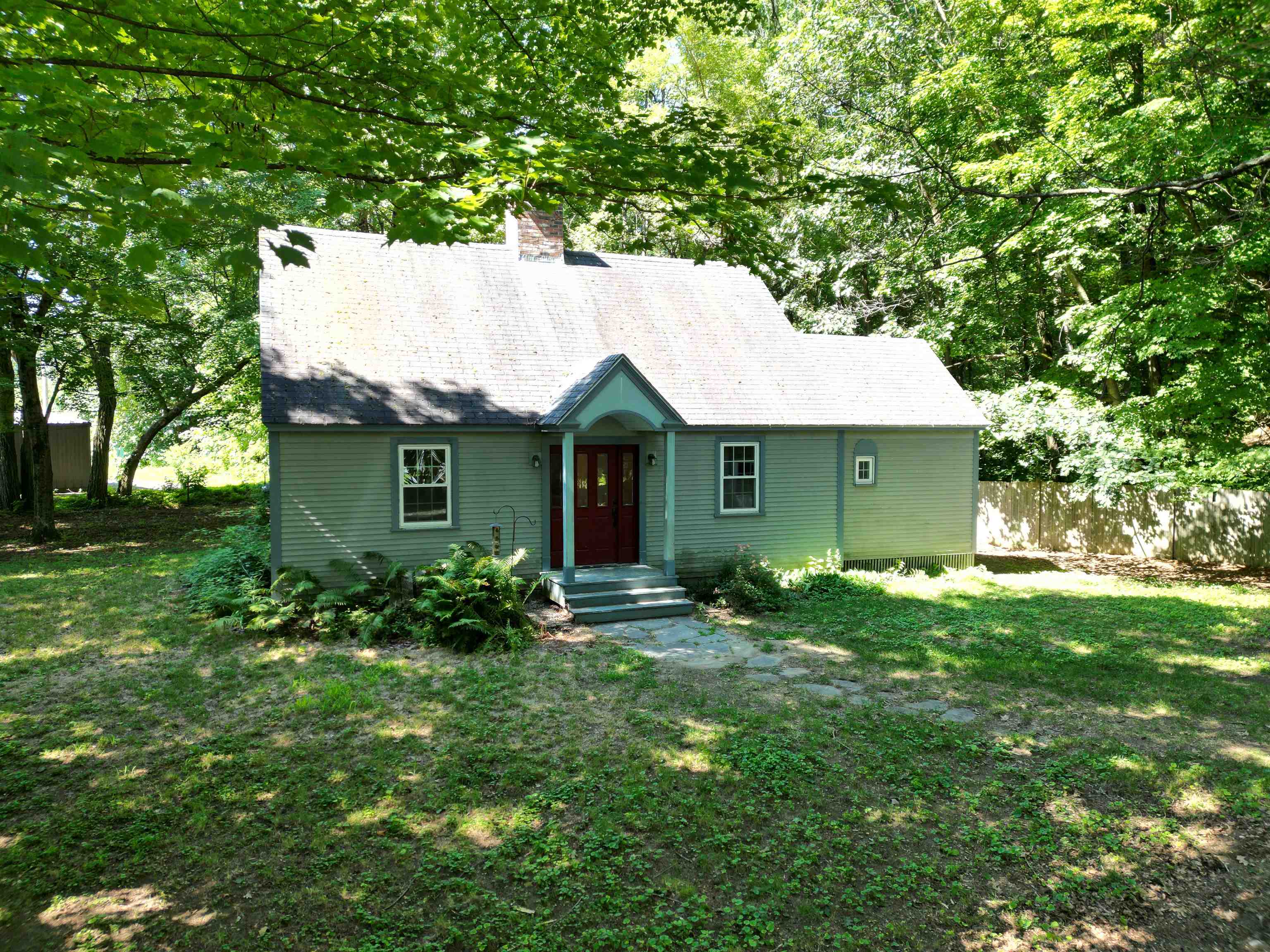 2032 Hartford Avenue