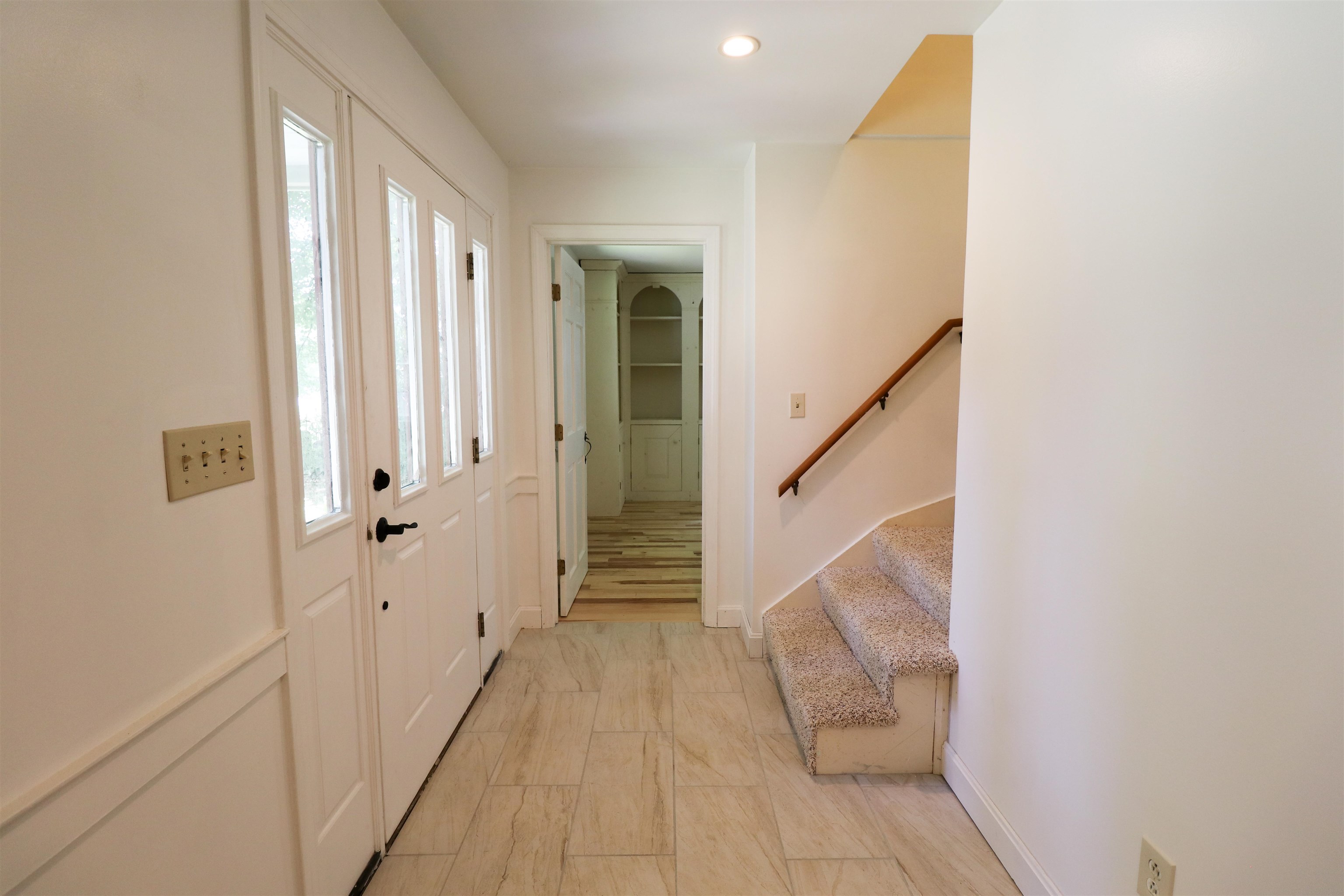 2032 Hartford Avenue