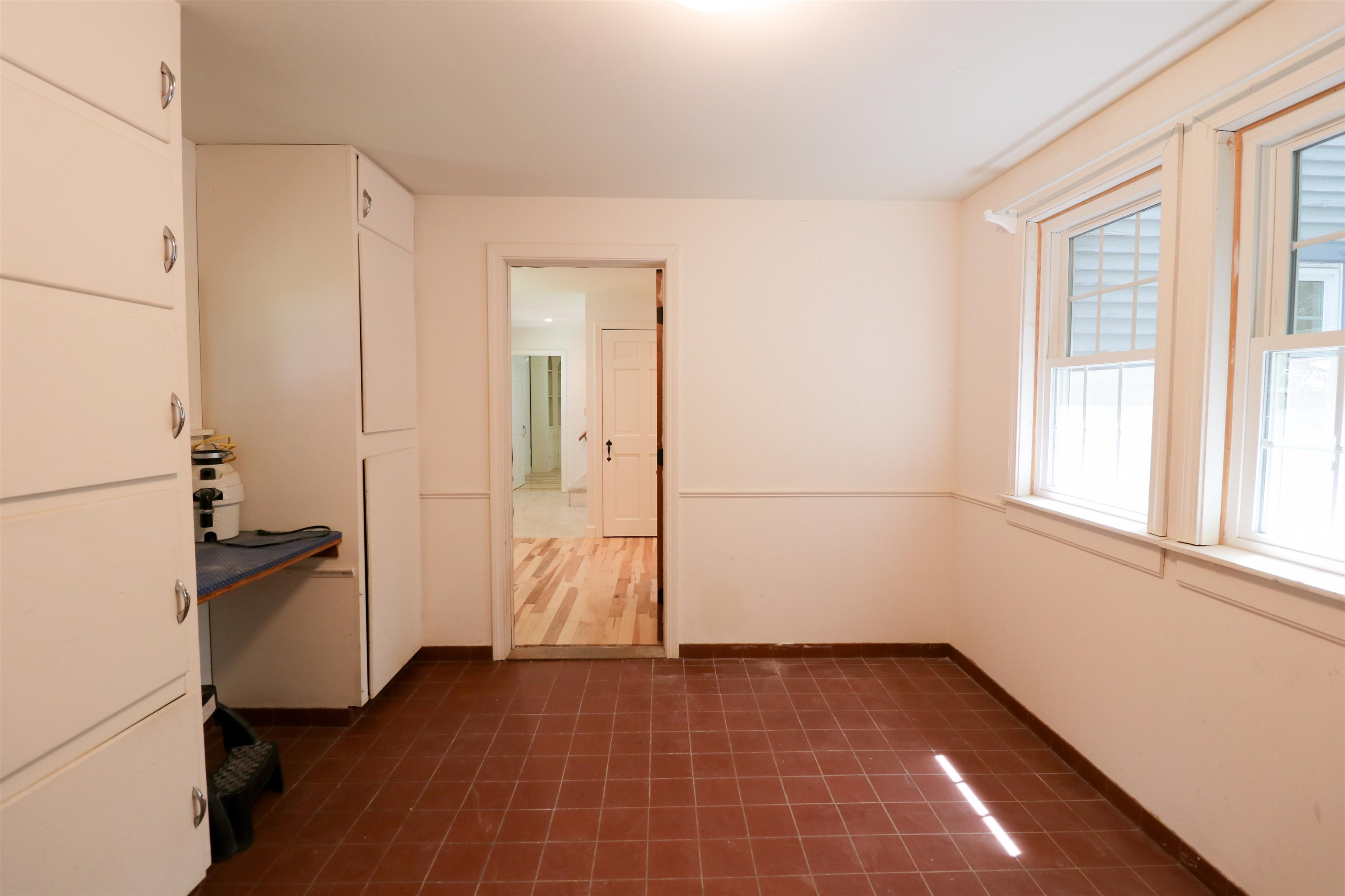 2032 Hartford Avenue