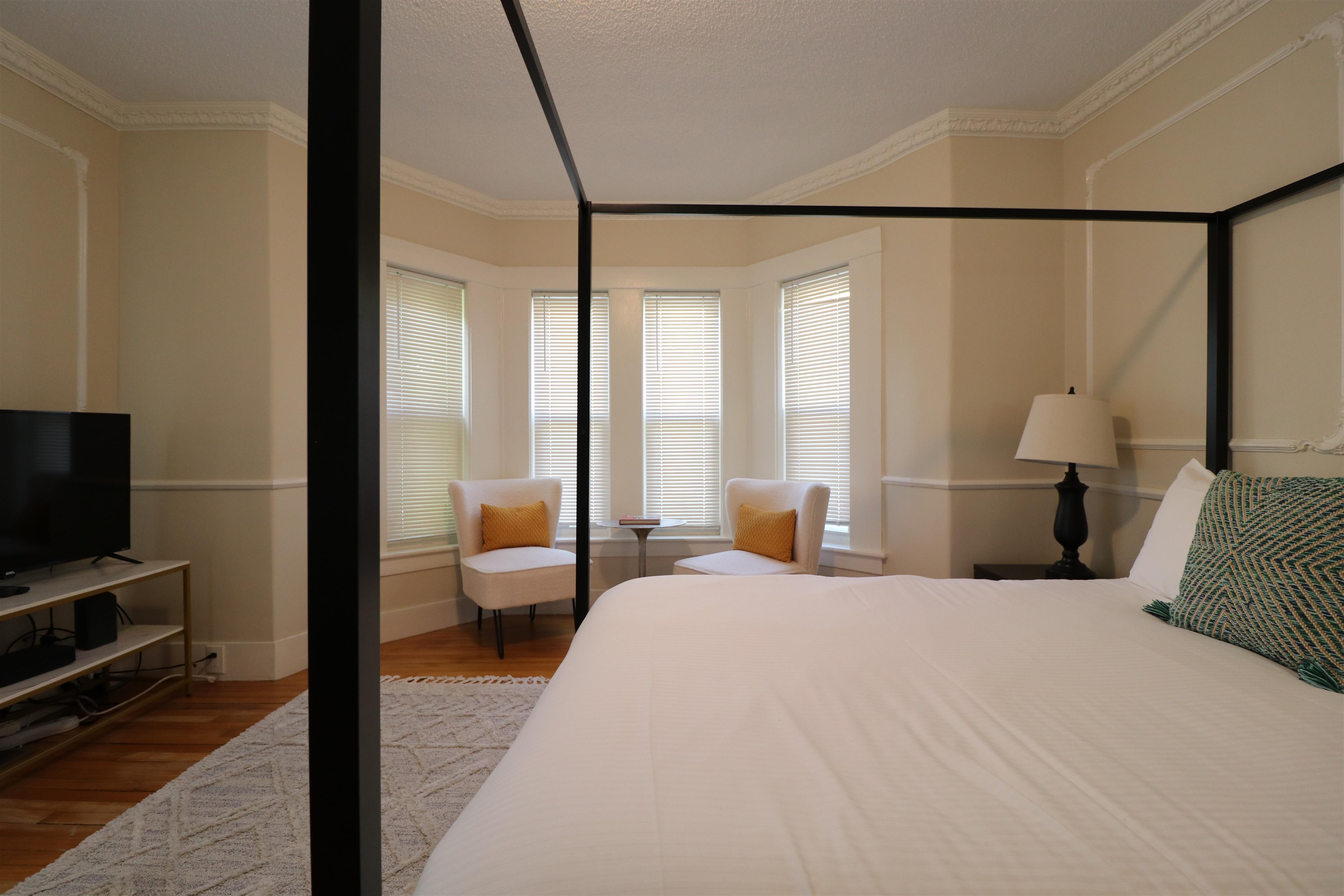 1952 Quechee Main Street Unit: Main House