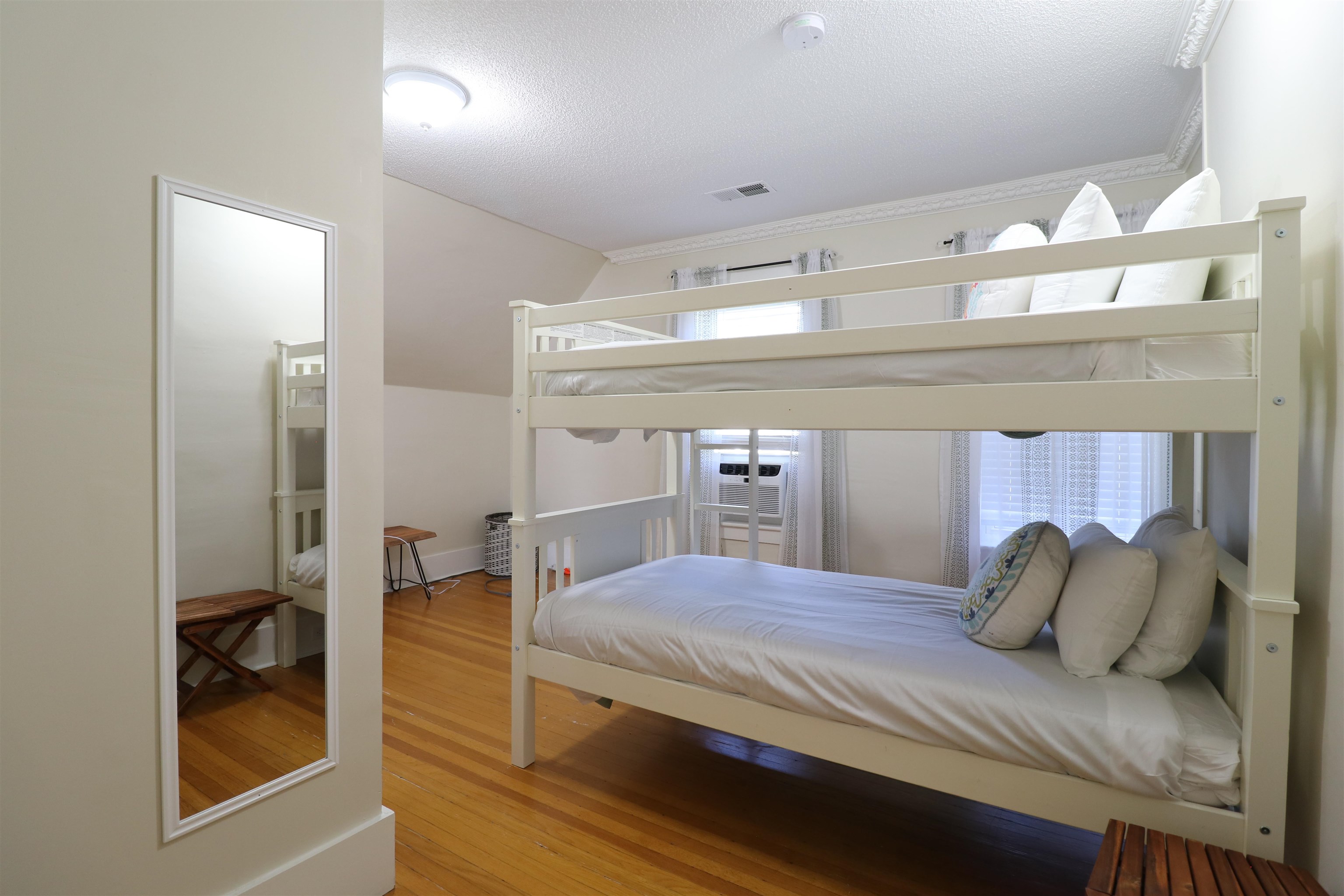 1952 Quechee Main Street Unit: Main House