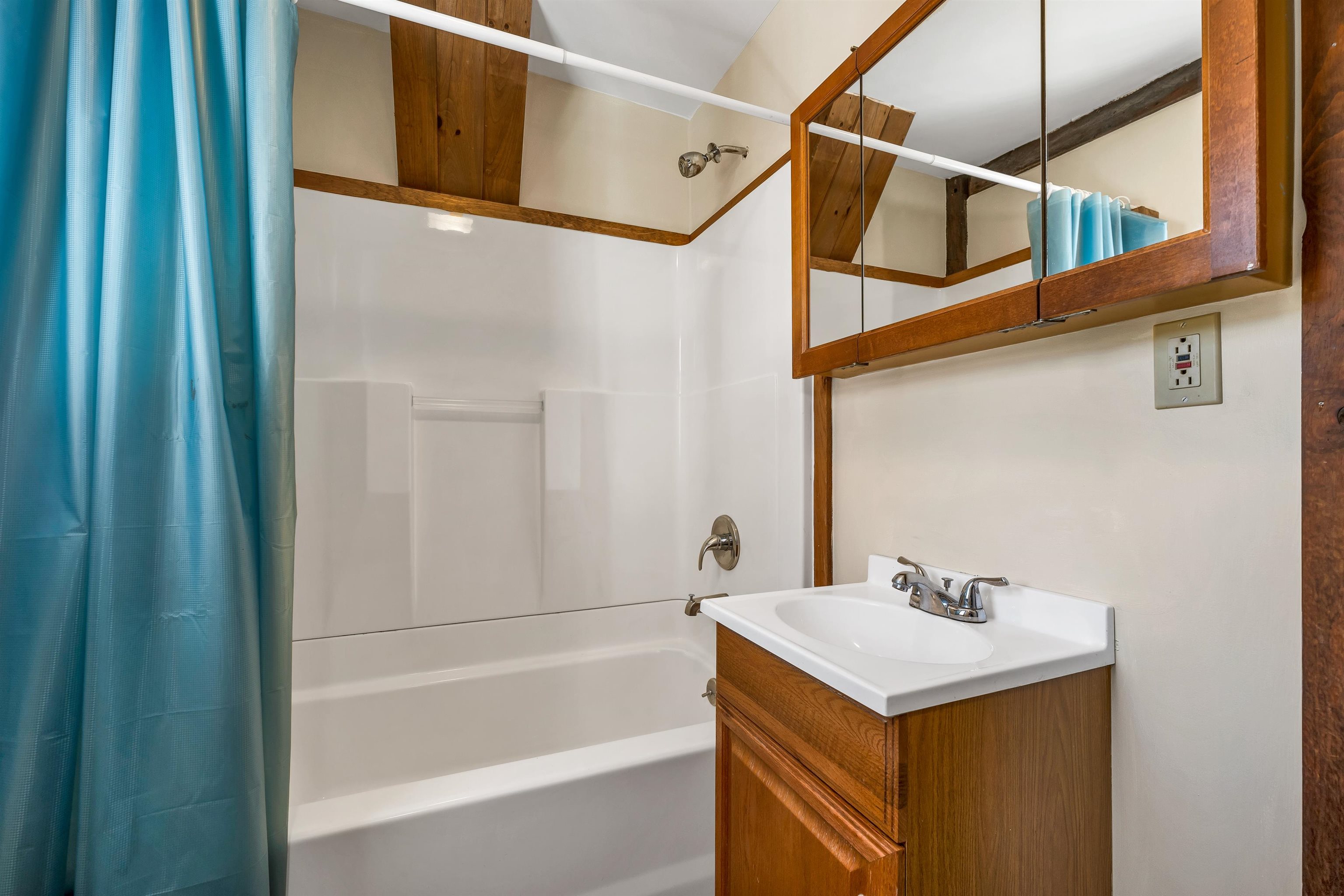 300 New Hampshire Route 25