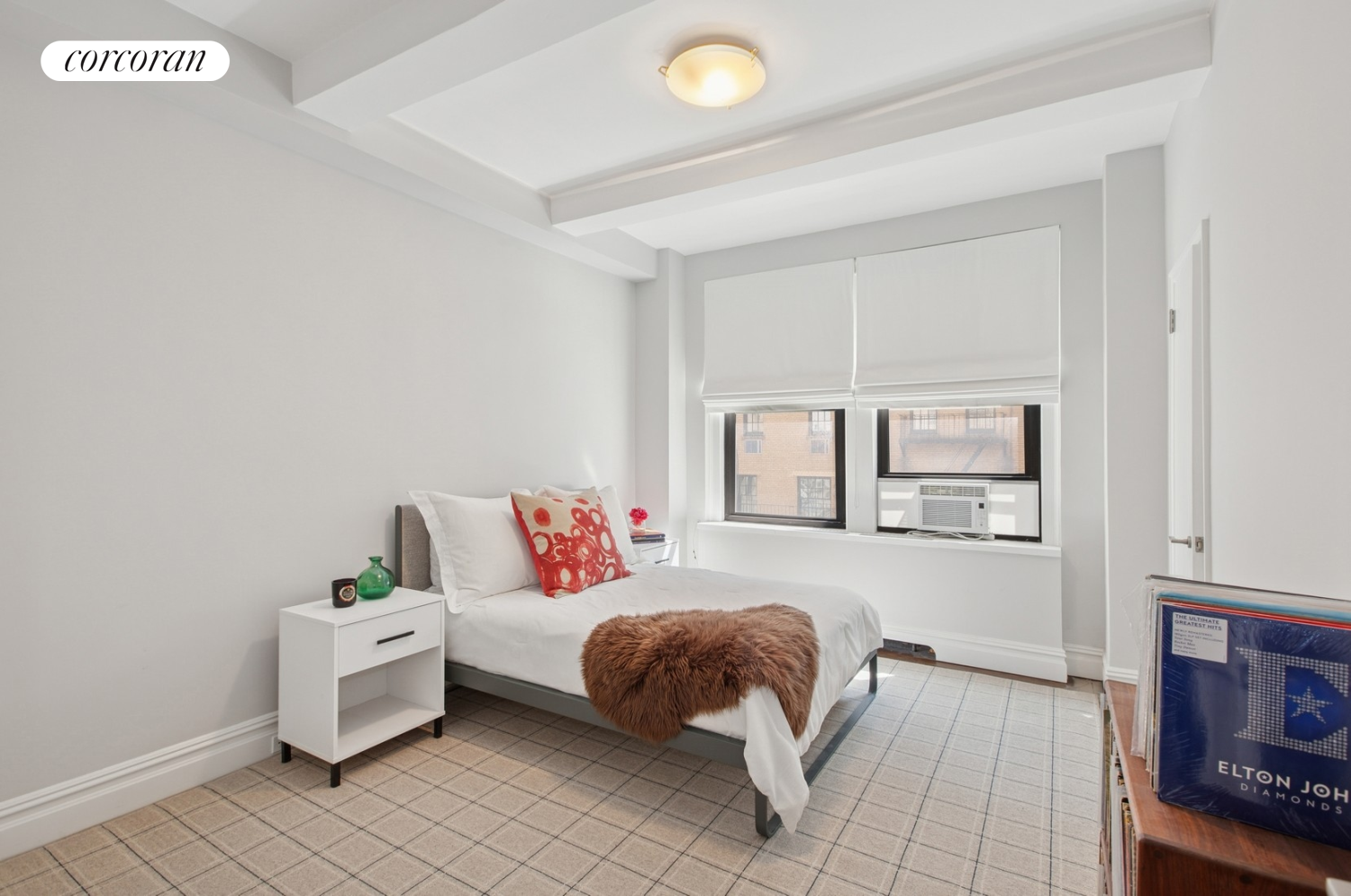 55 E 72ND Street 11N